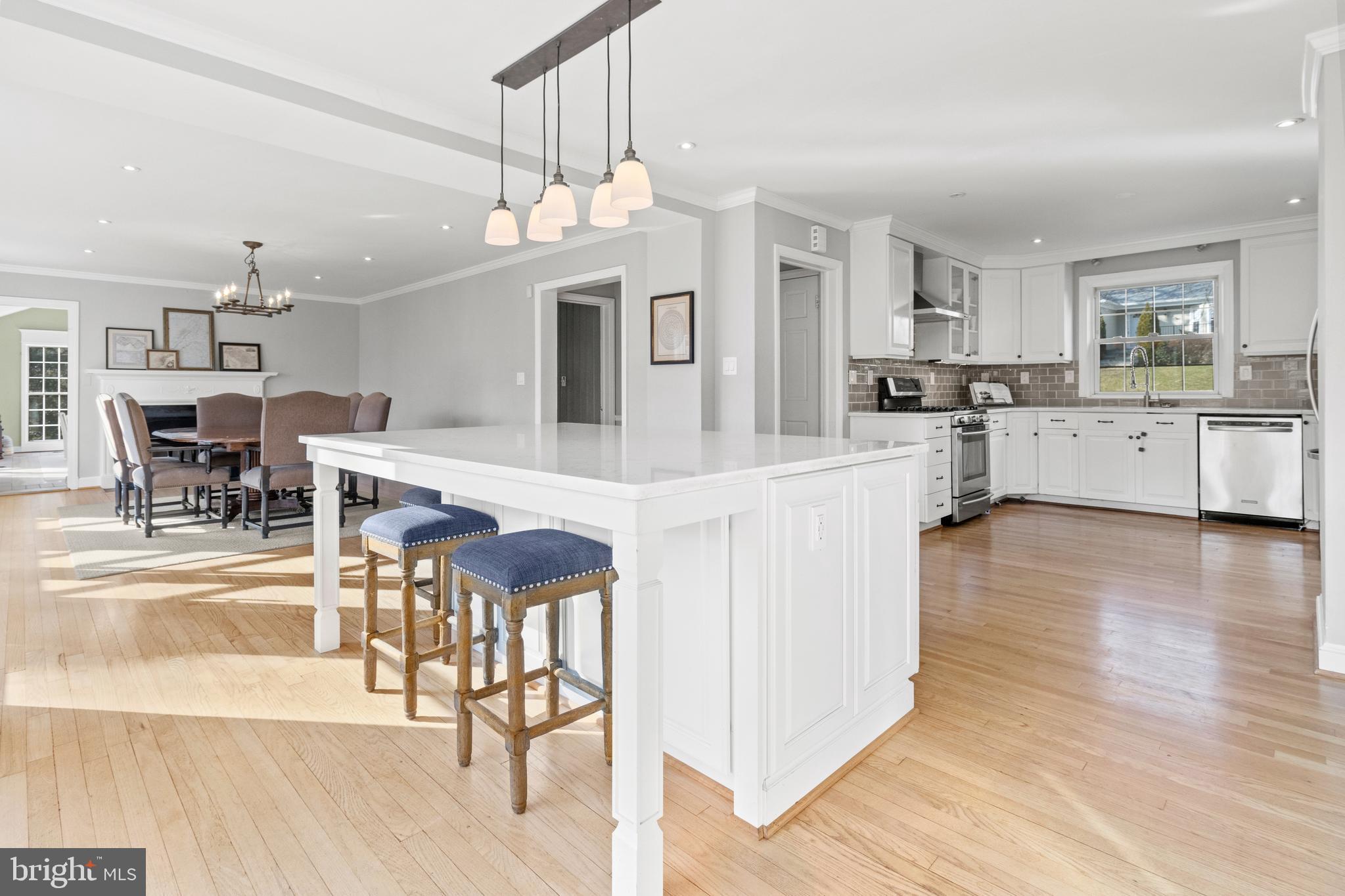 CHEVY CHASE - Residential