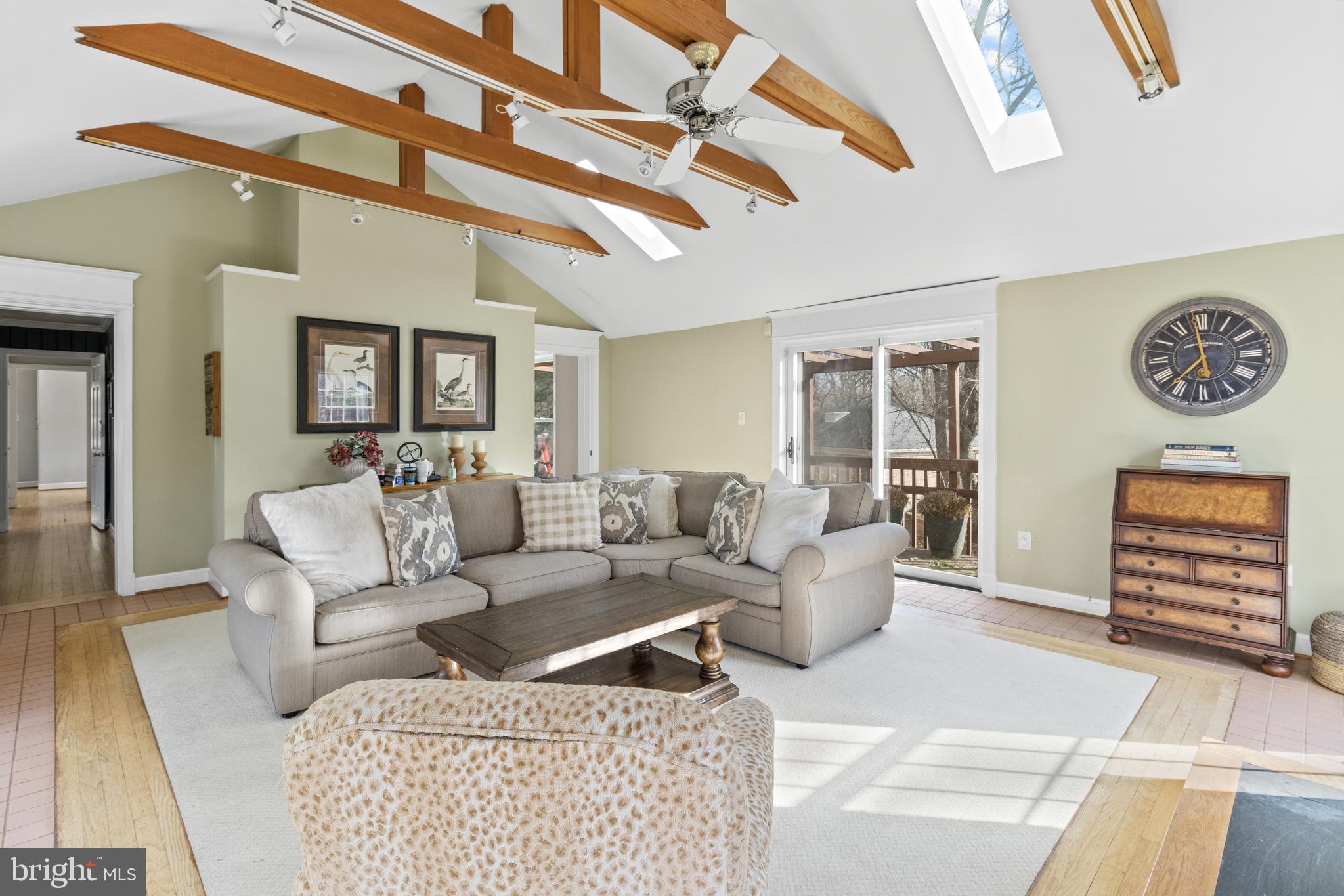 CHEVY CHASE - Residential