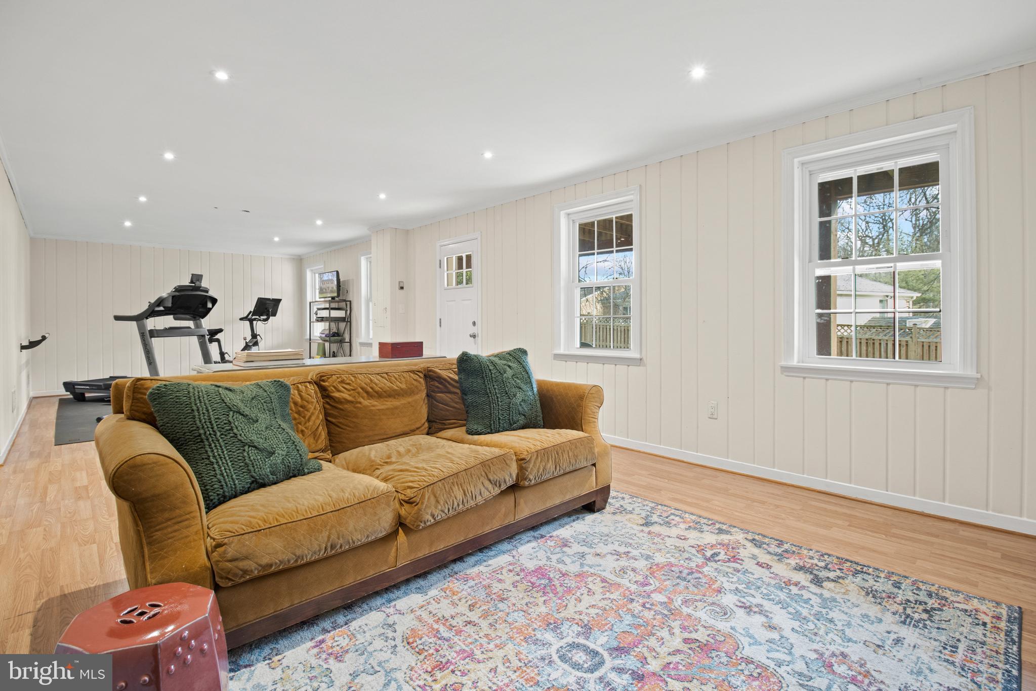 CHEVY CHASE - Residential