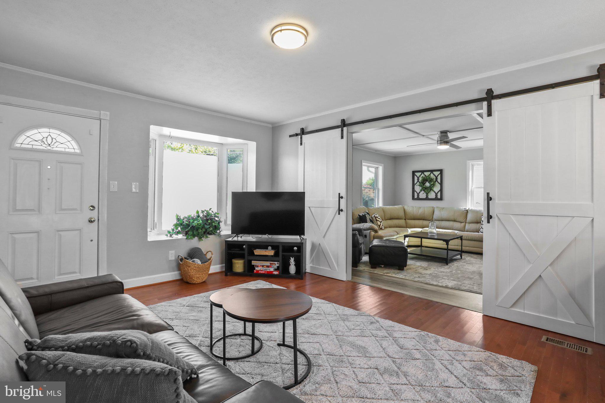 THE MEADOWS - Residential Lease