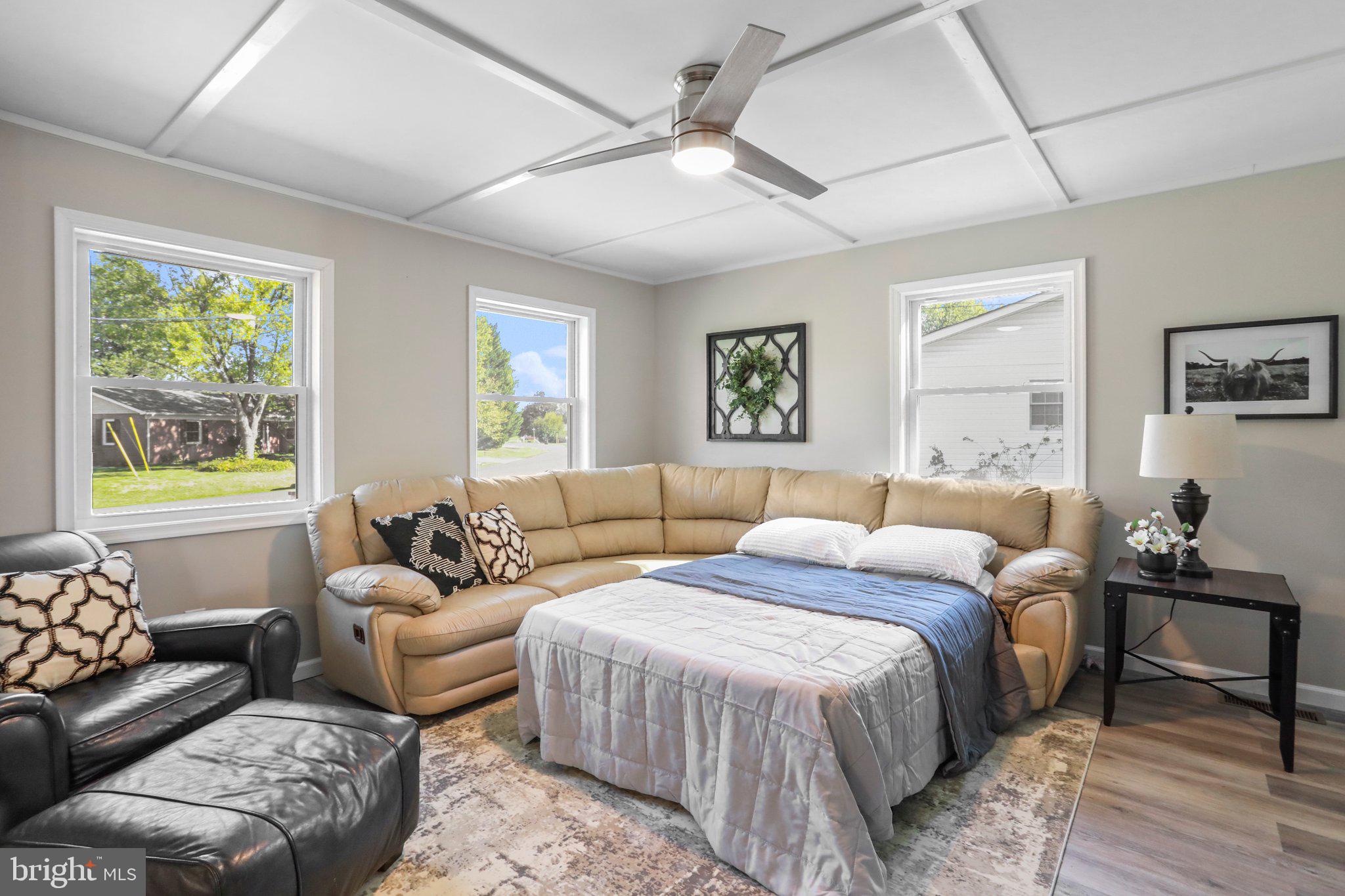 THE MEADOWS - Residential Lease