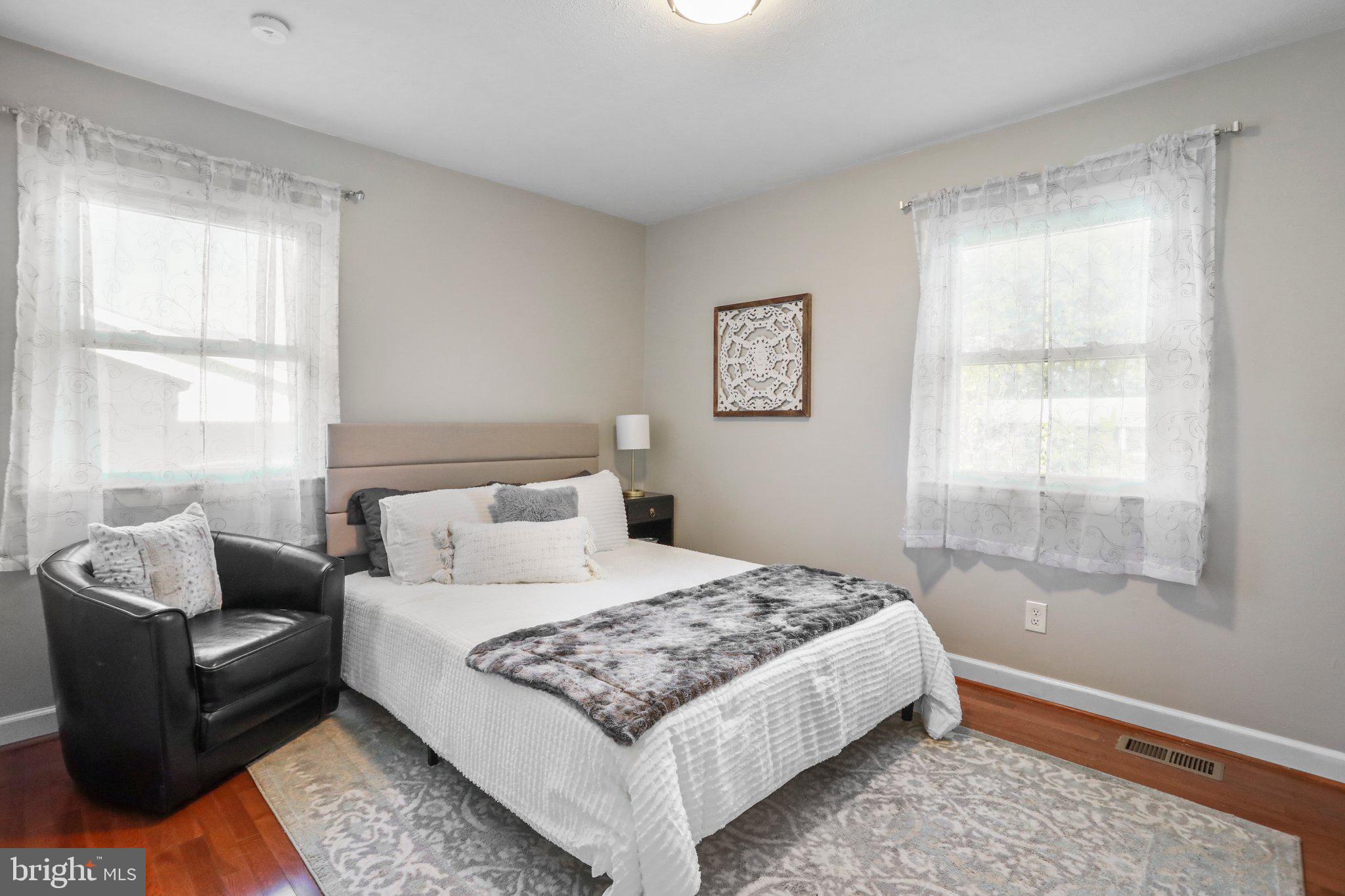 THE MEADOWS - Residential Lease