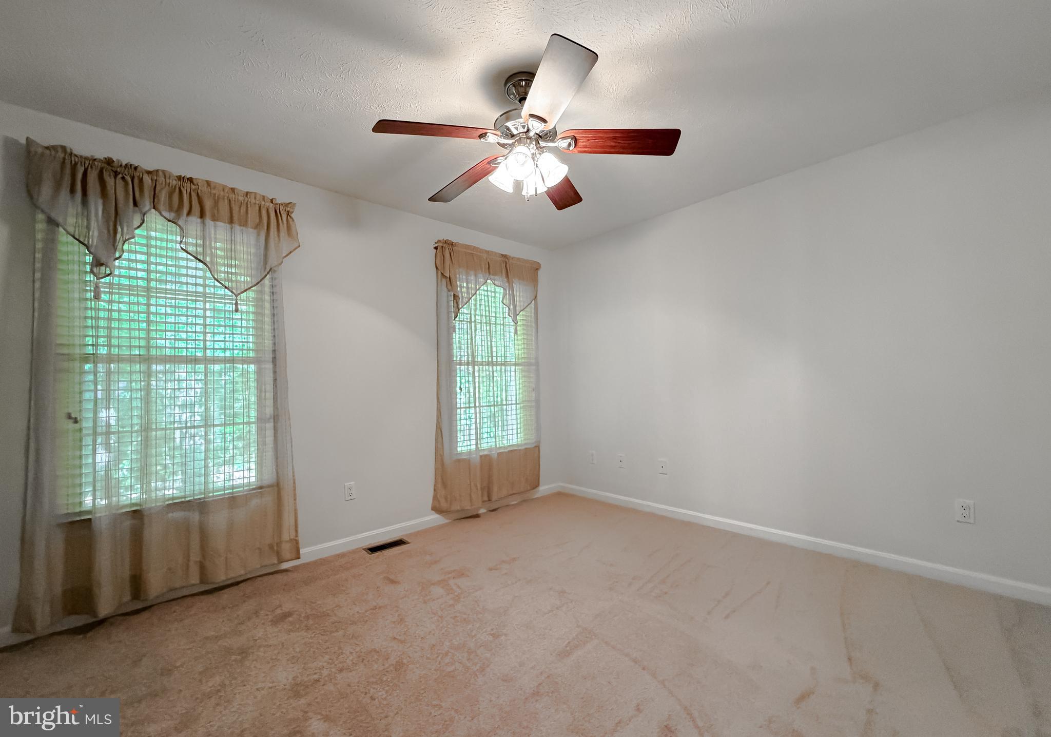 PEPPER RIDGE OF WILDEWOOD - Residential