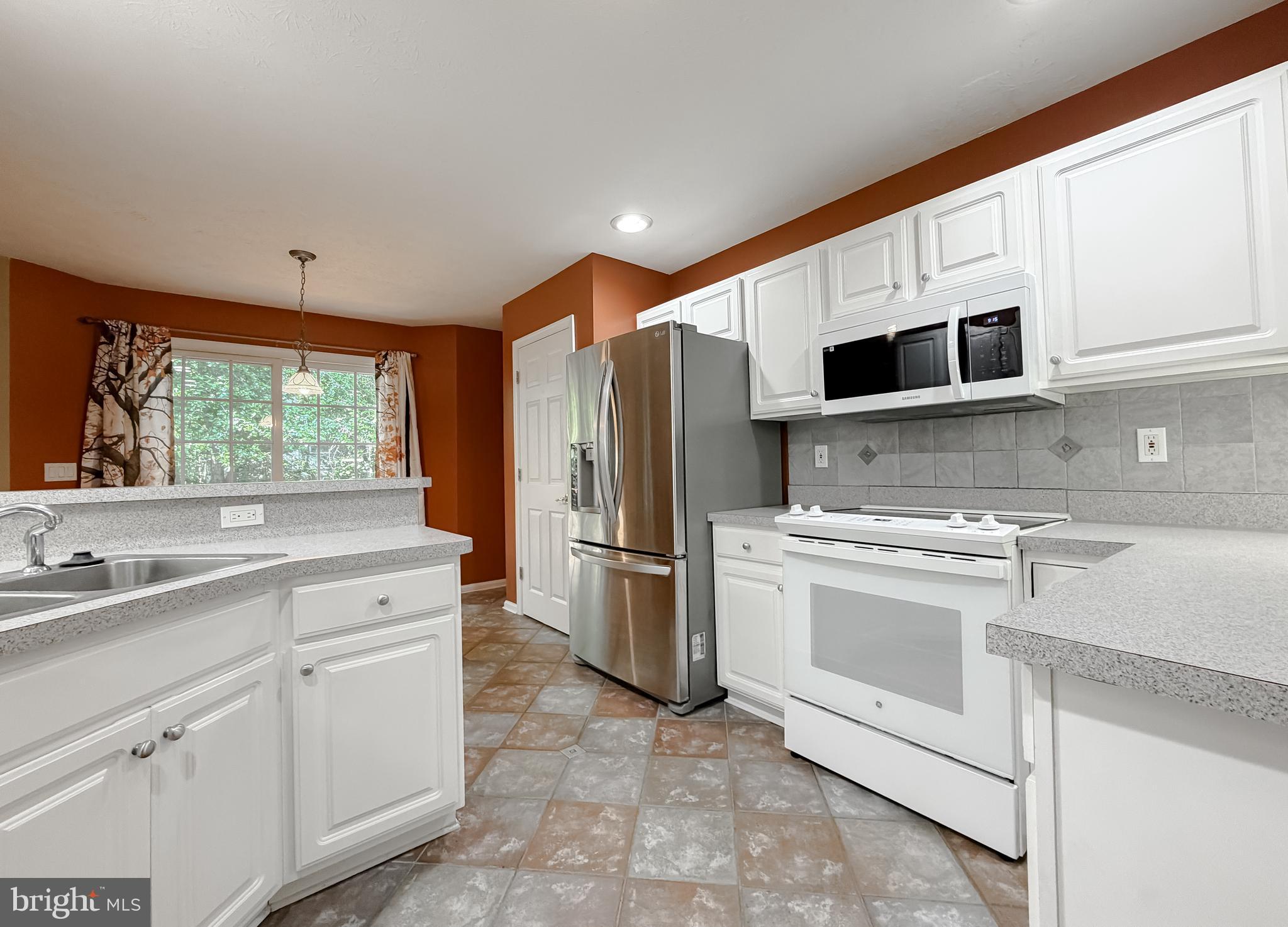 PEPPER RIDGE OF WILDEWOOD - Residential