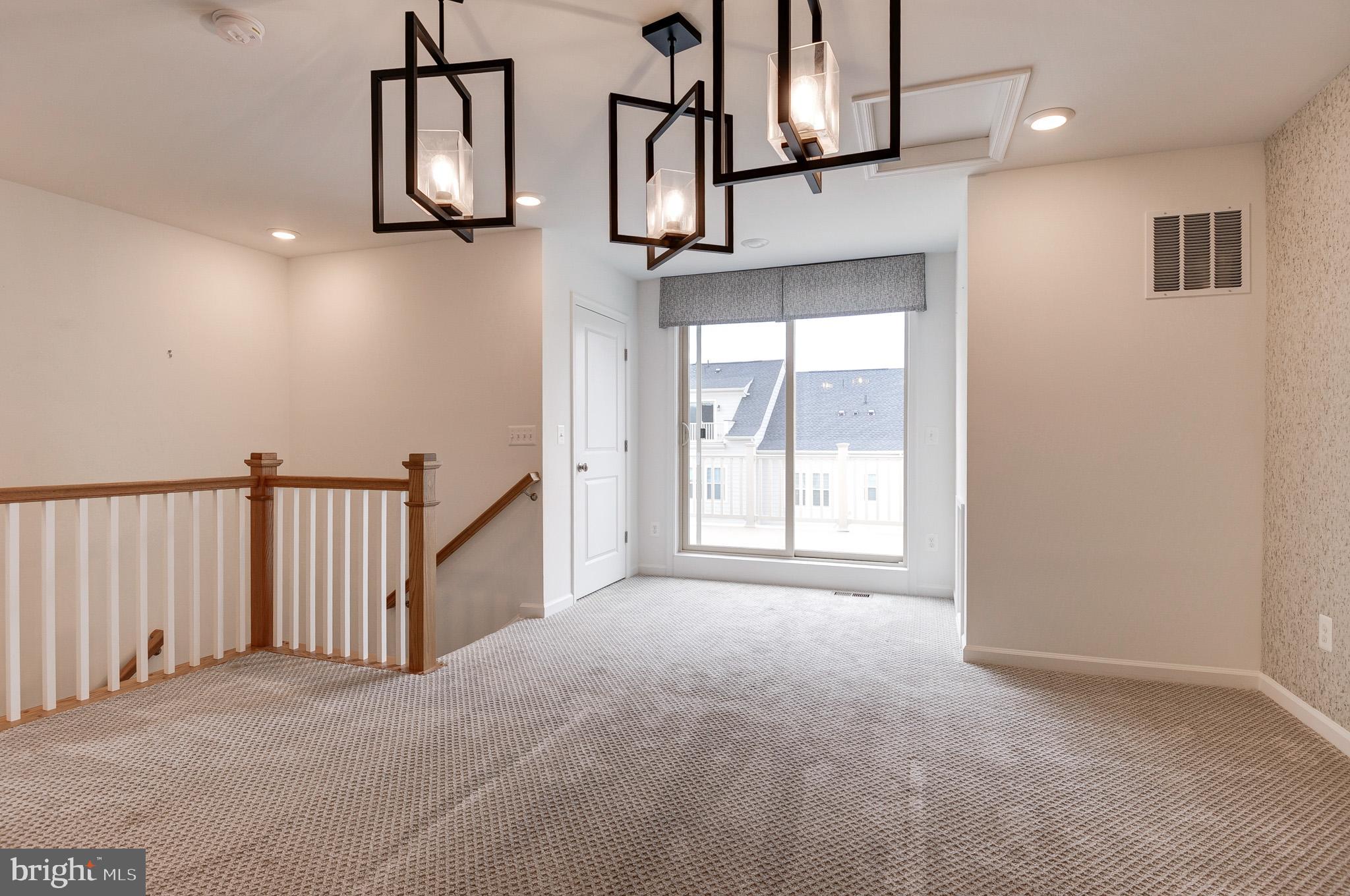 POTOMAC STATION MARKETPLACE - Residential Lease