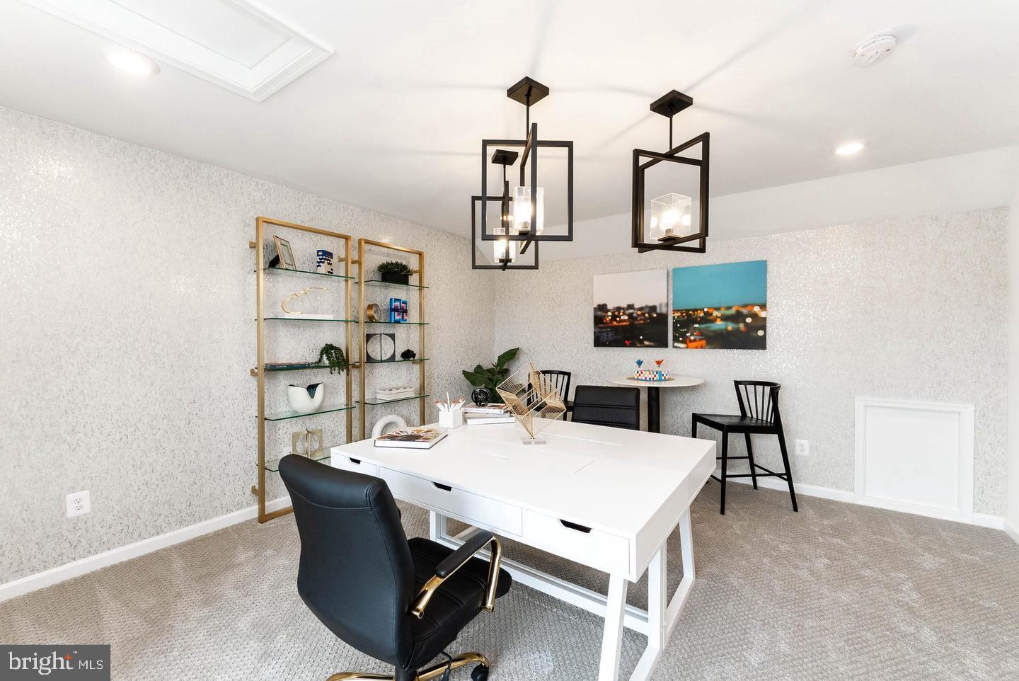 POTOMAC STATION MARKETPLACE - Residential Lease