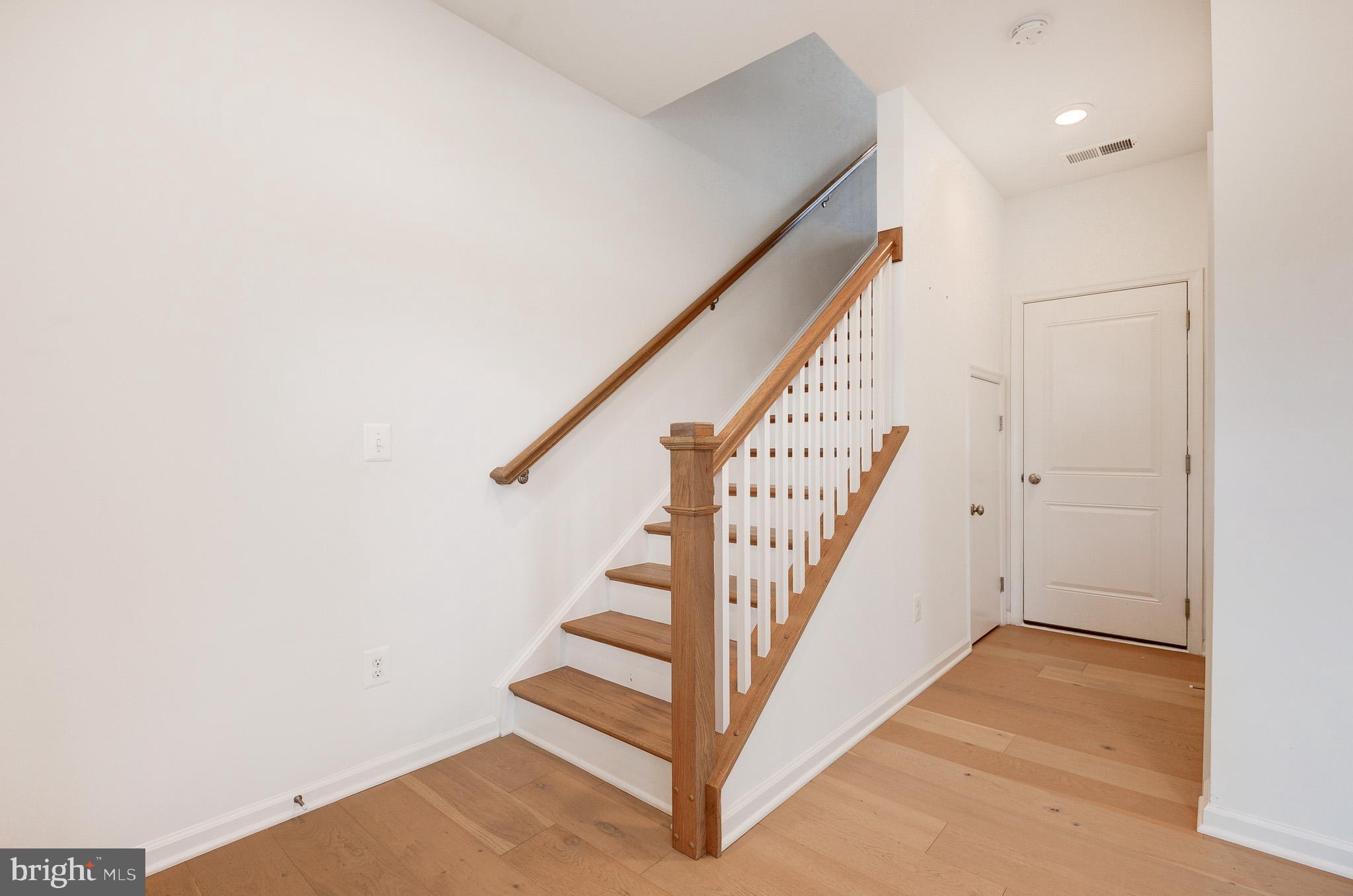 POTOMAC STATION MARKETPLACE - Residential Lease