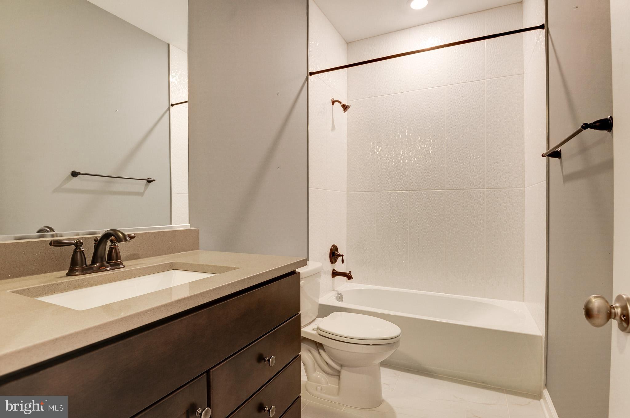 POTOMAC STATION MARKETPLACE - Residential Lease