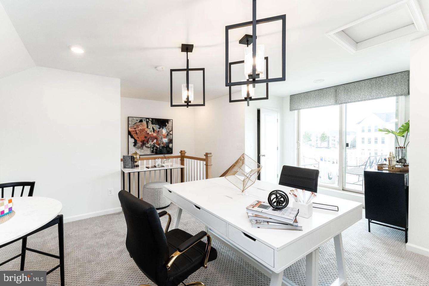 POTOMAC STATION MARKETPLACE - Residential Lease