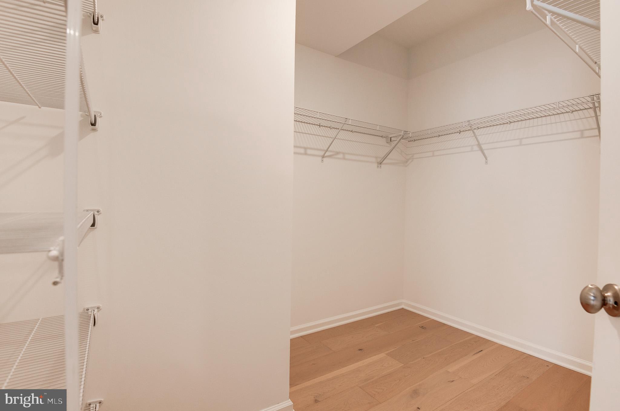 POTOMAC STATION MARKETPLACE - Residential Lease