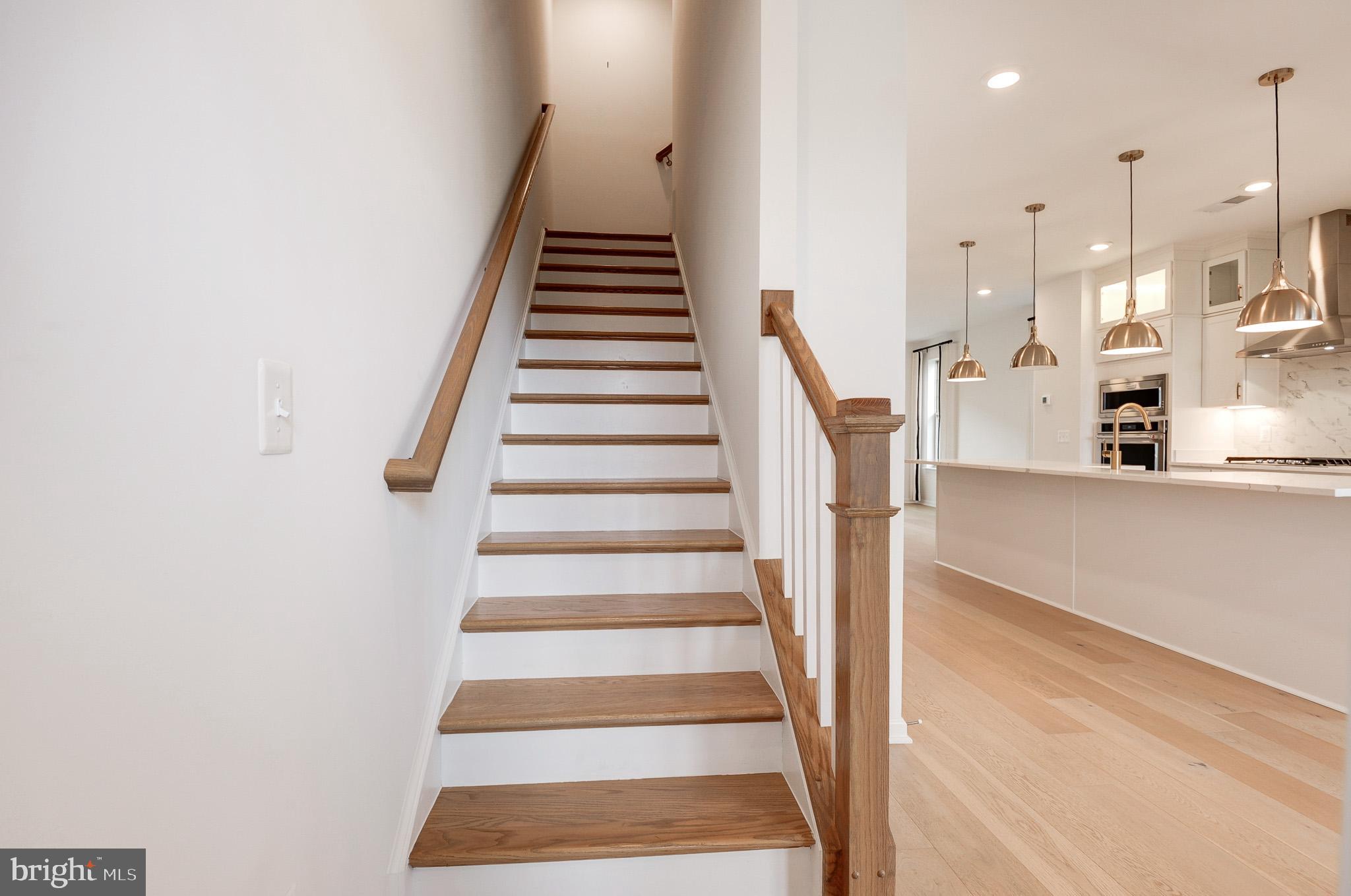 POTOMAC STATION MARKETPLACE - Residential Lease