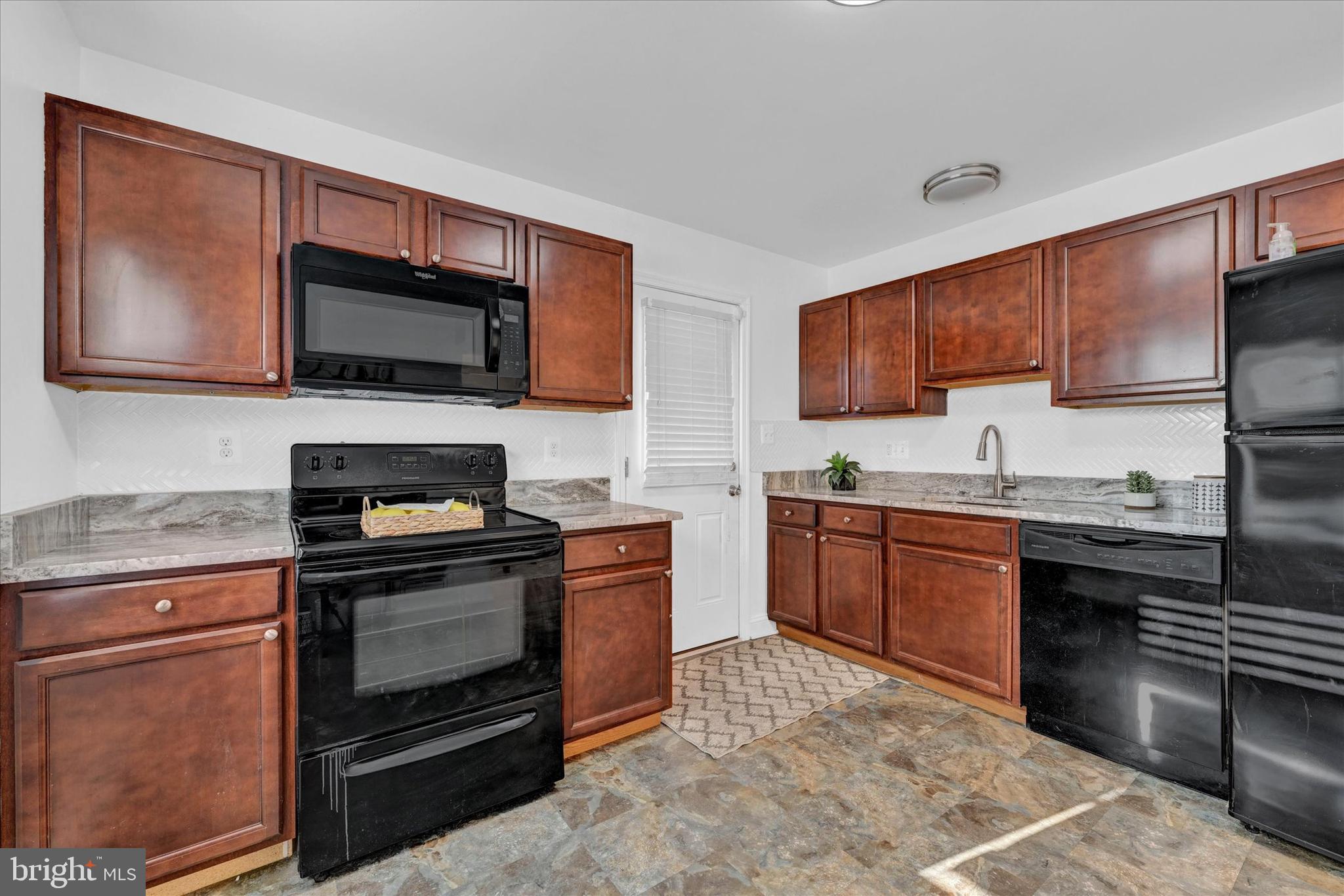 WESTVIEW PARK - Residential