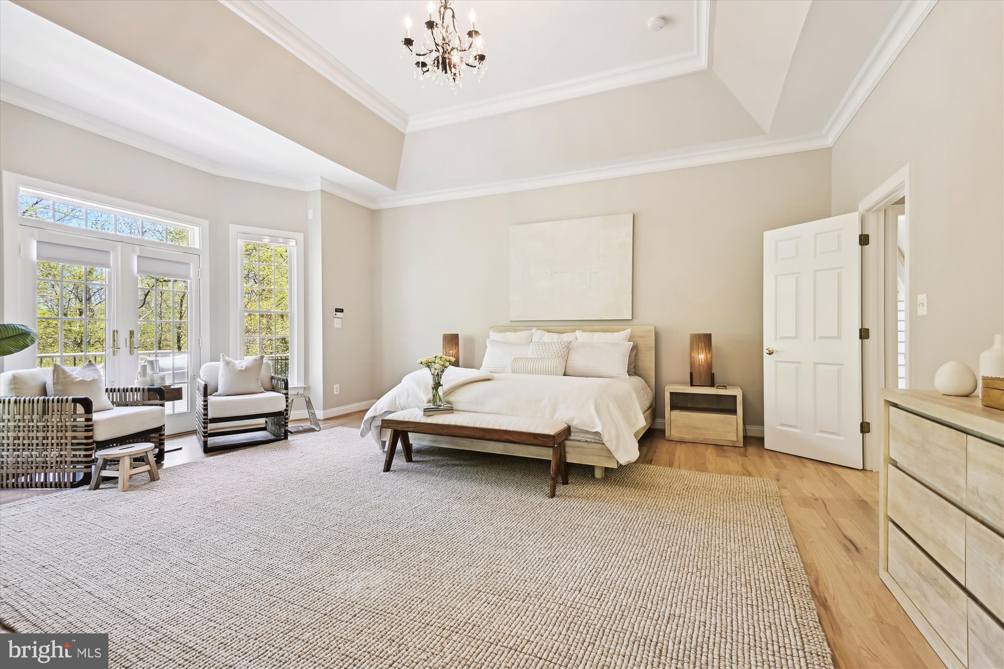 TEMPLES DELIGHT - Residential