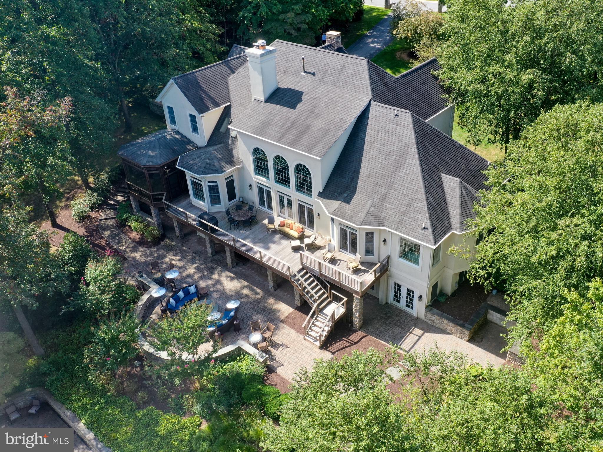 TEMPLES DELIGHT - Residential