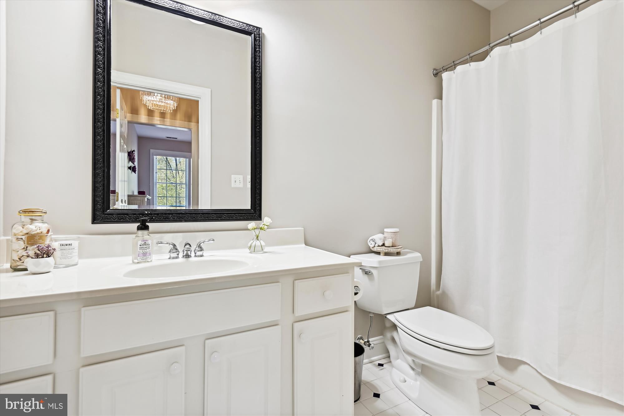 TEMPLES DELIGHT - Residential