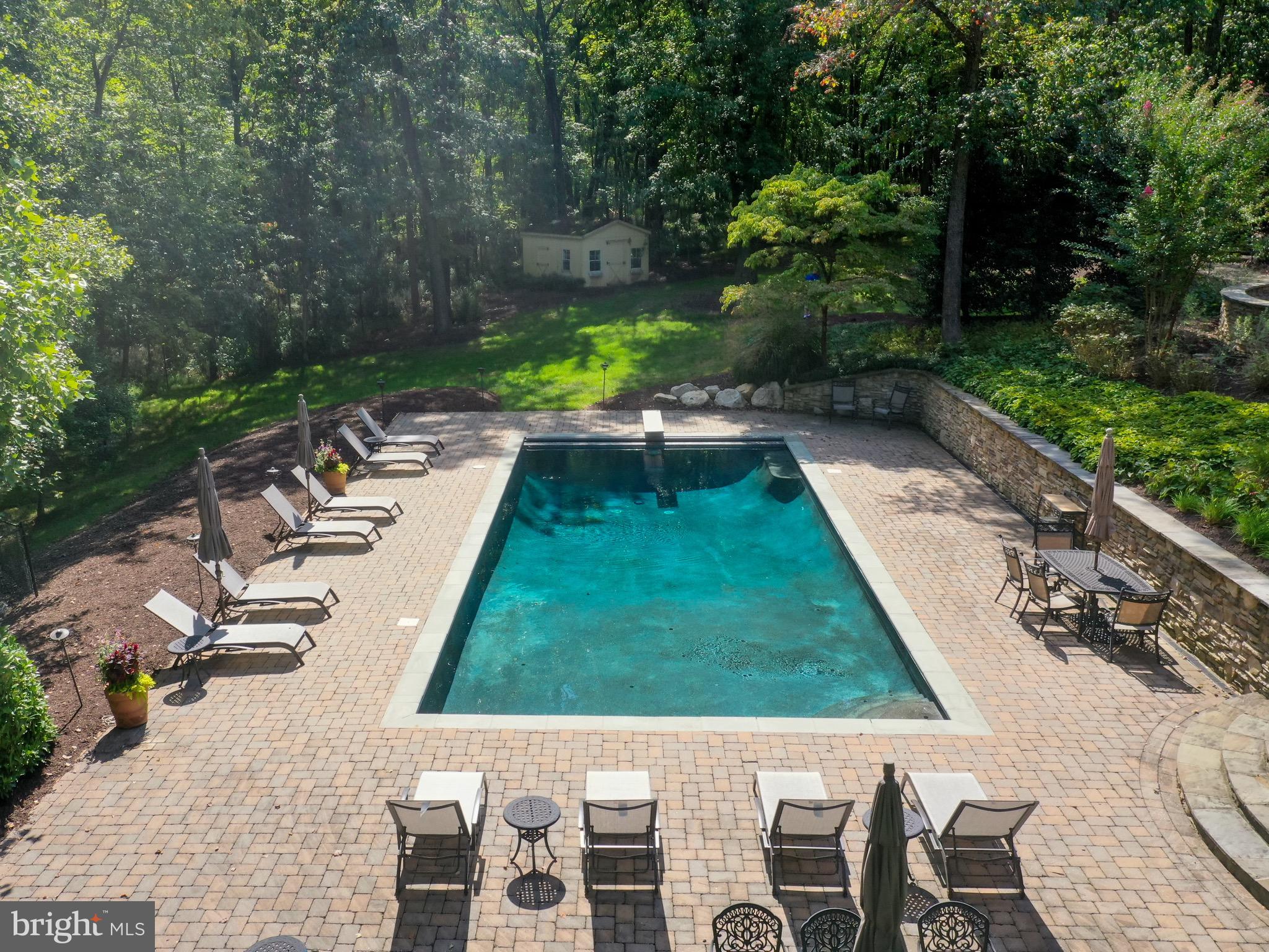 TEMPLES DELIGHT - Residential