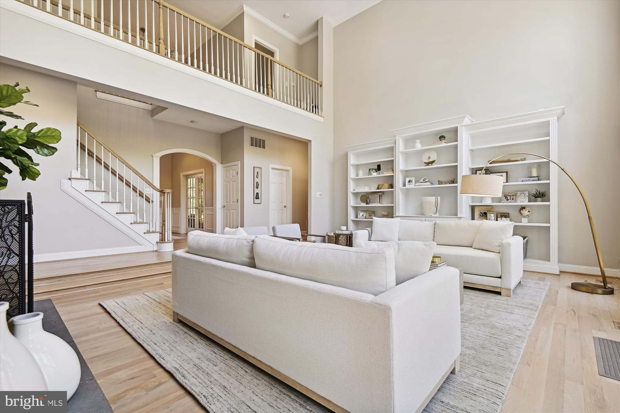 TEMPLES DELIGHT - Residential