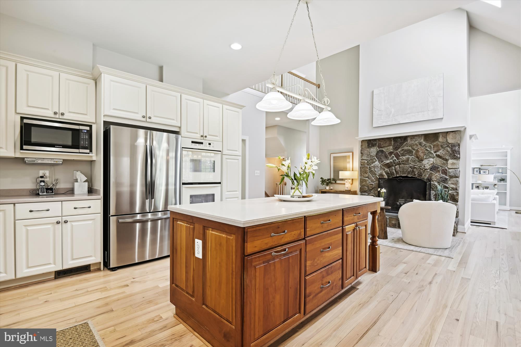 TEMPLES DELIGHT - Residential