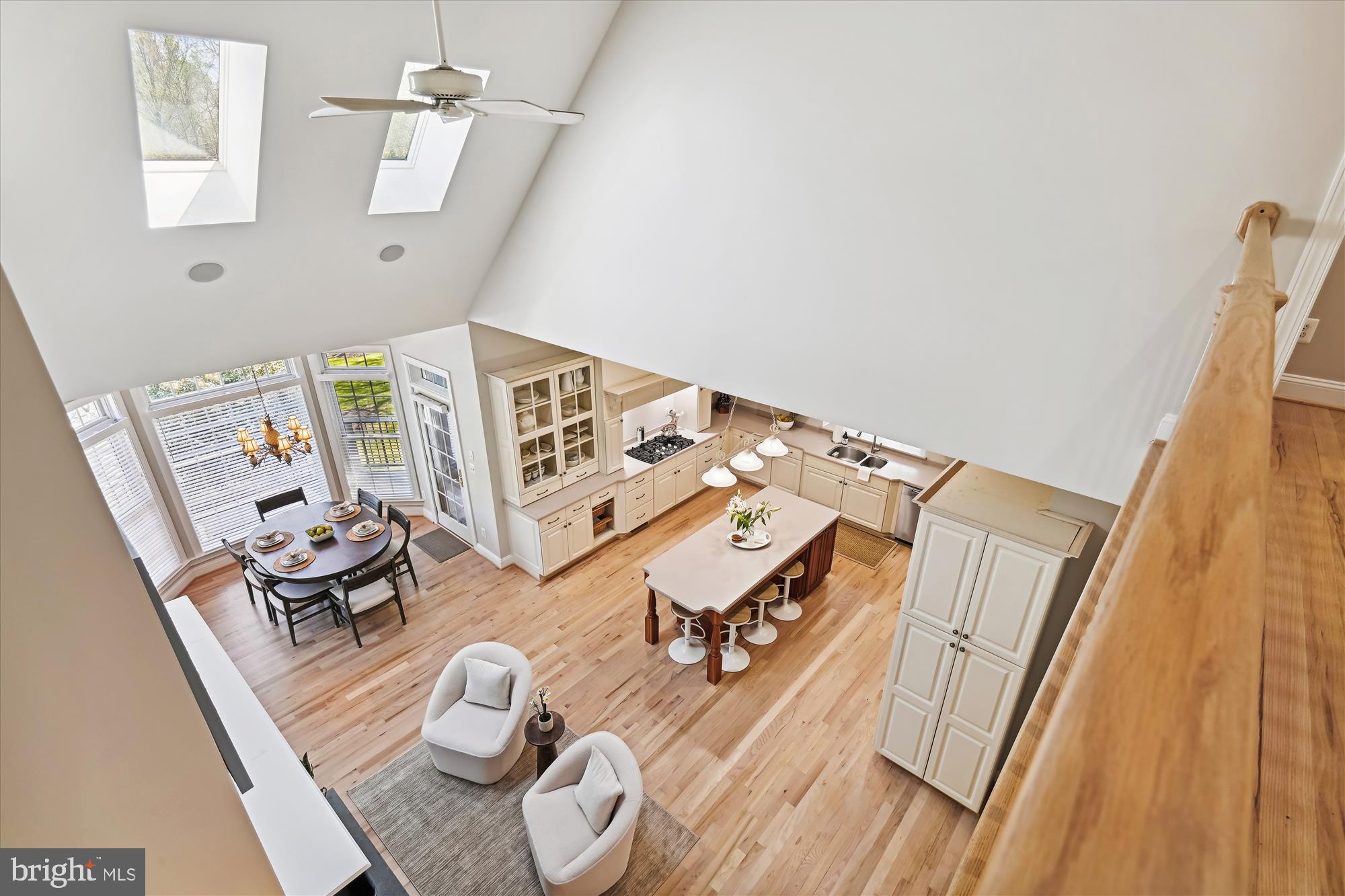 TEMPLES DELIGHT - Residential