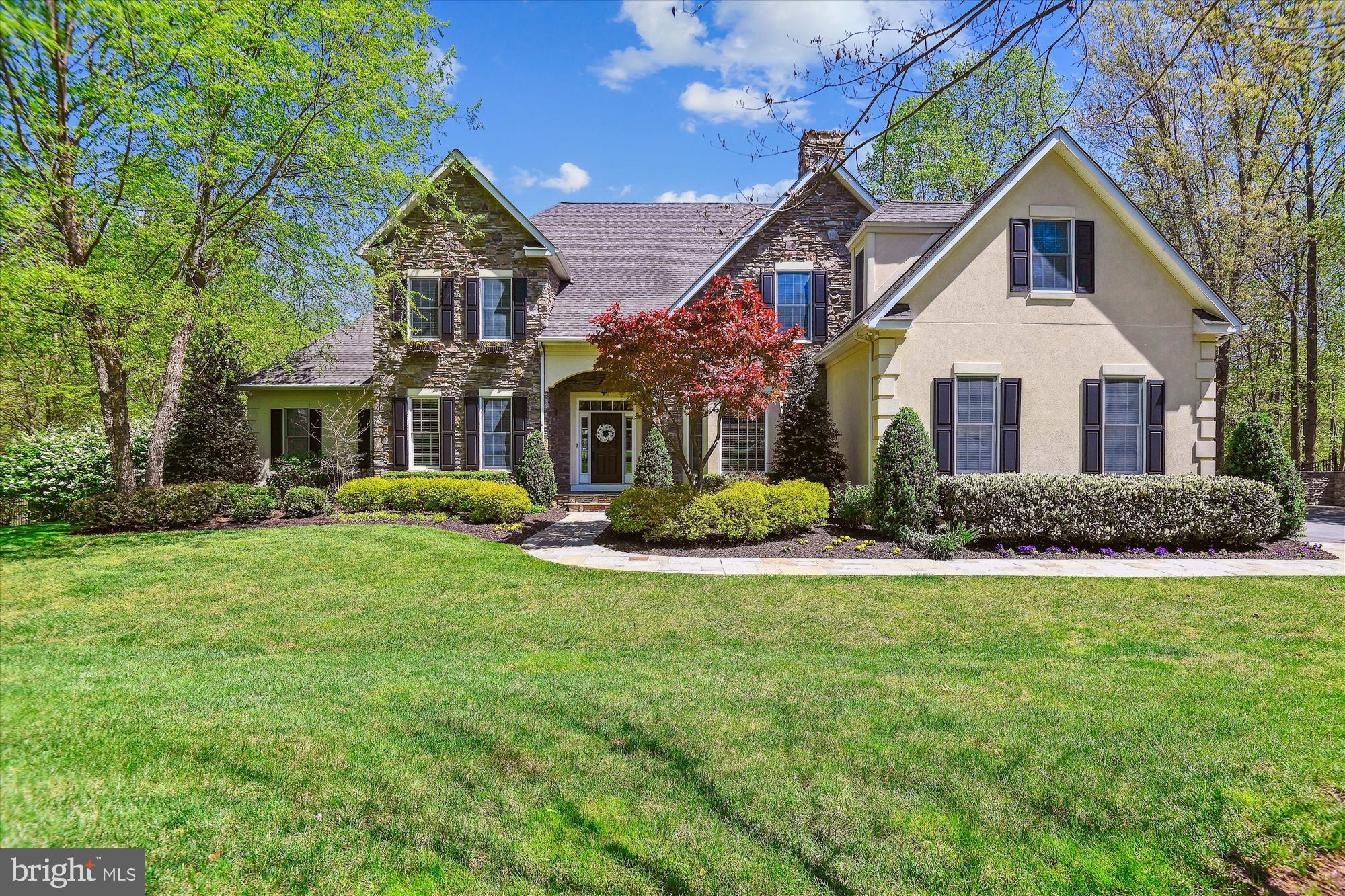 TEMPLES DELIGHT - Residential