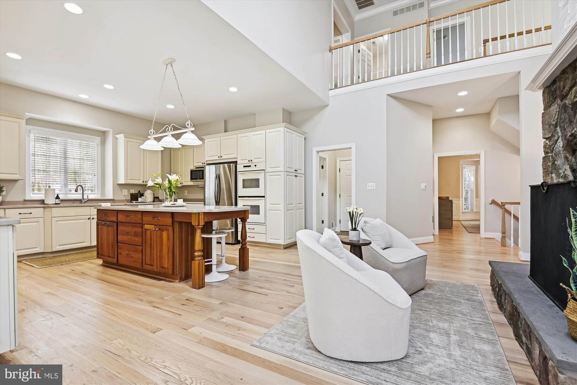 TEMPLES DELIGHT - Residential