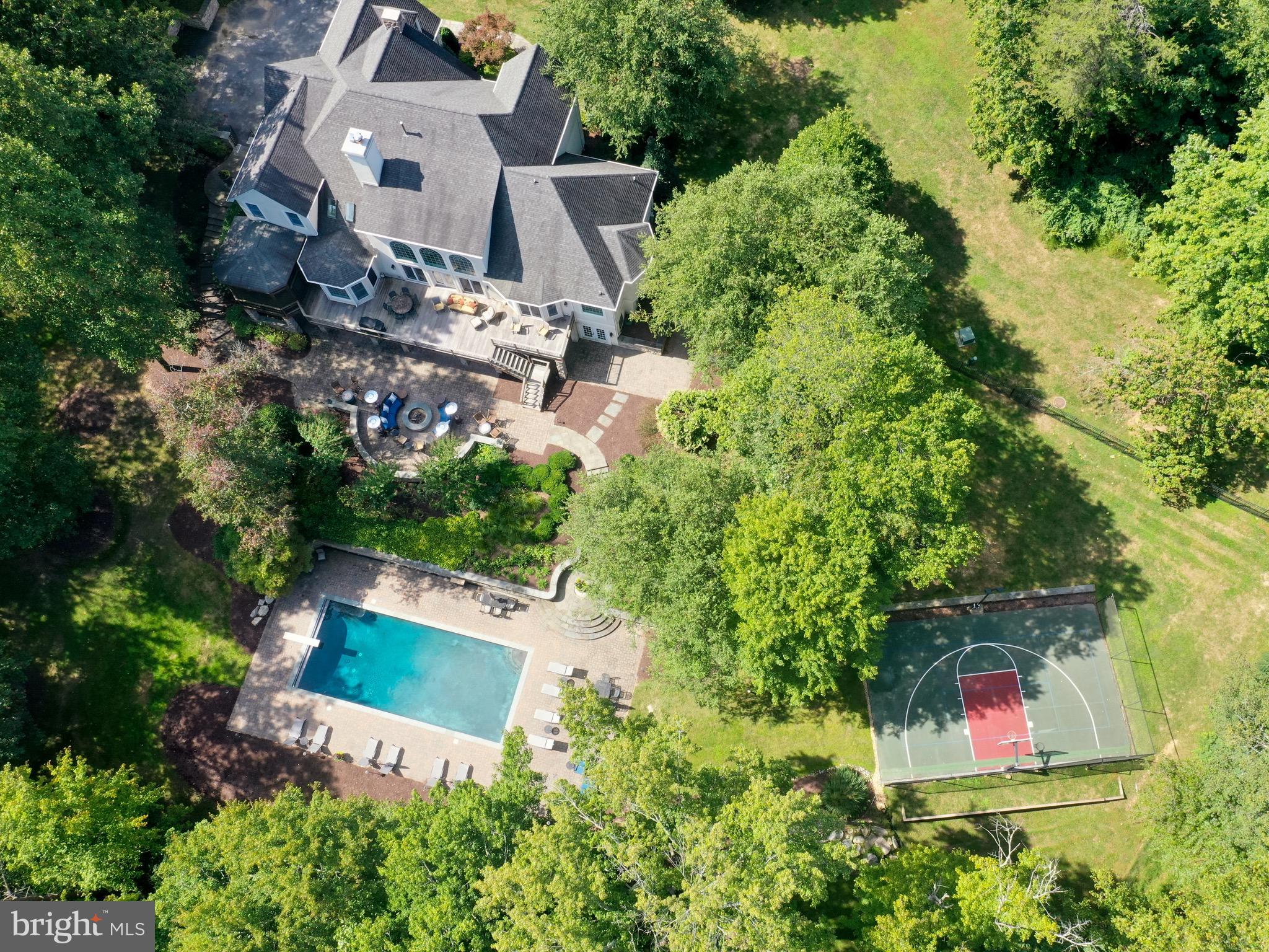 TEMPLES DELIGHT - Residential