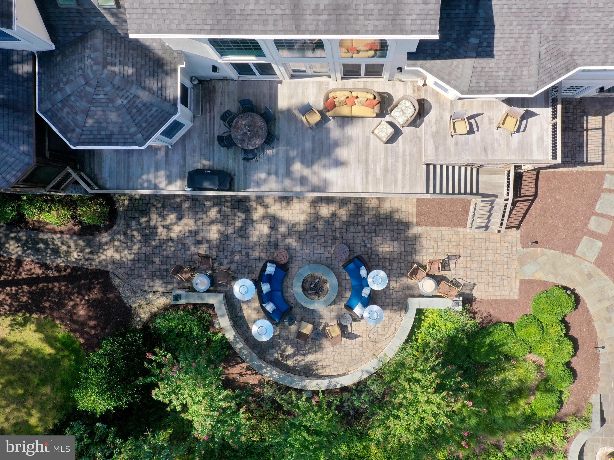 TEMPLES DELIGHT - Residential