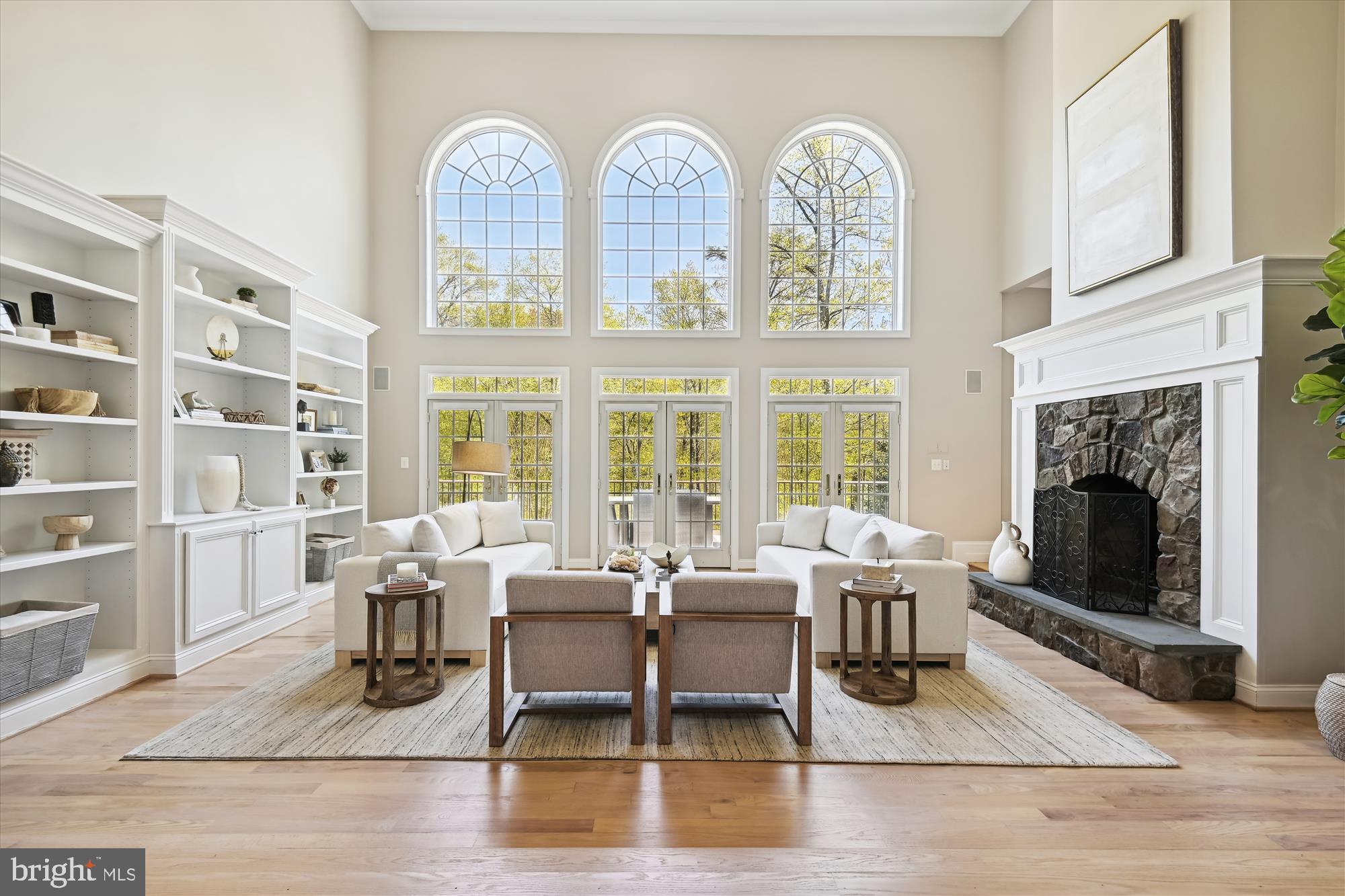 TEMPLES DELIGHT - Residential