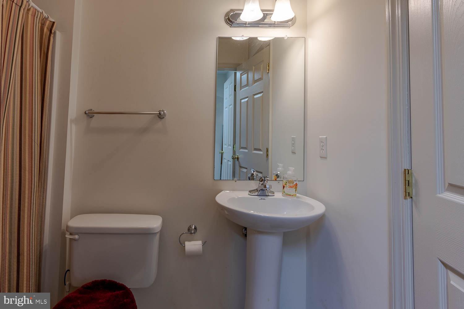 GOLDEN ORCHARDS - Residential