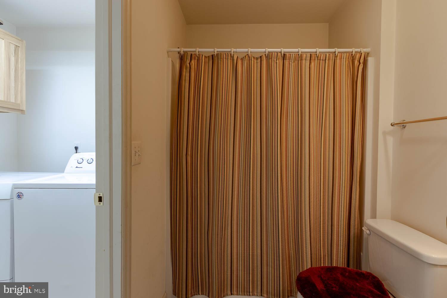 GOLDEN ORCHARDS - Residential