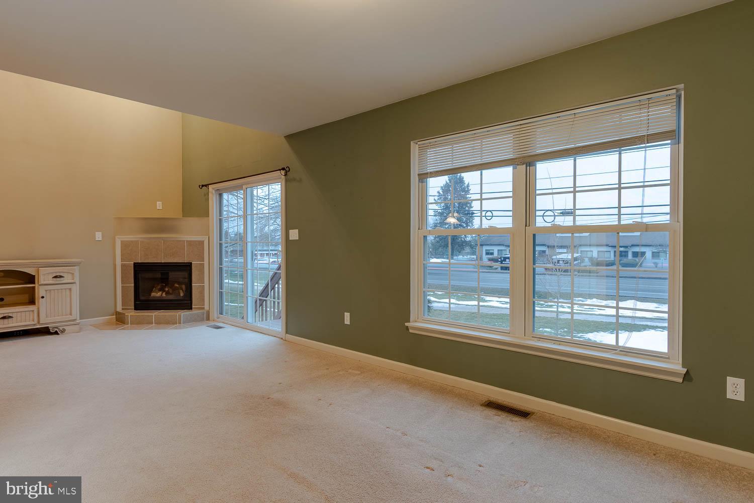 GOLDEN ORCHARDS - Residential