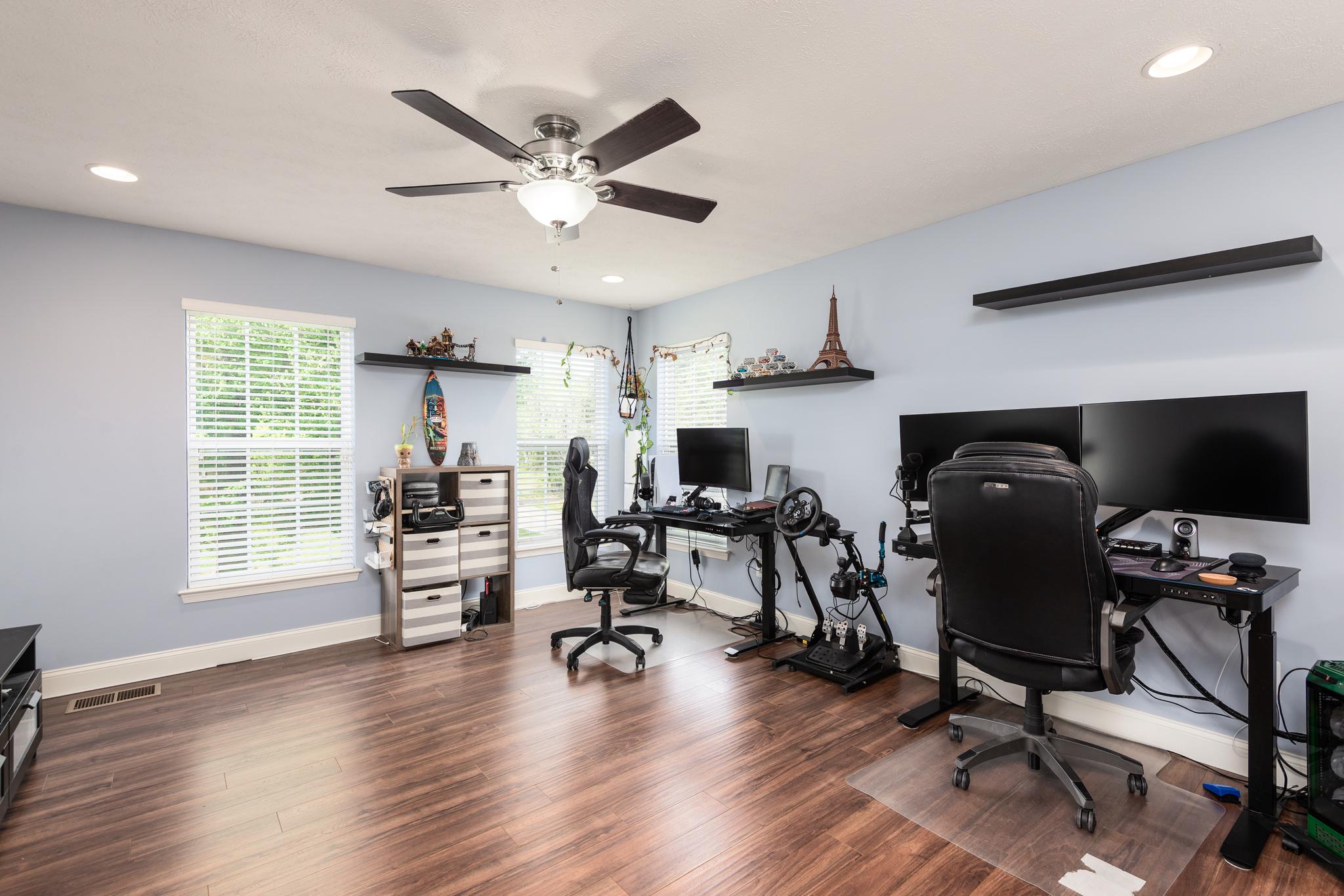 SAVANNAH OVERLOOK - Residential