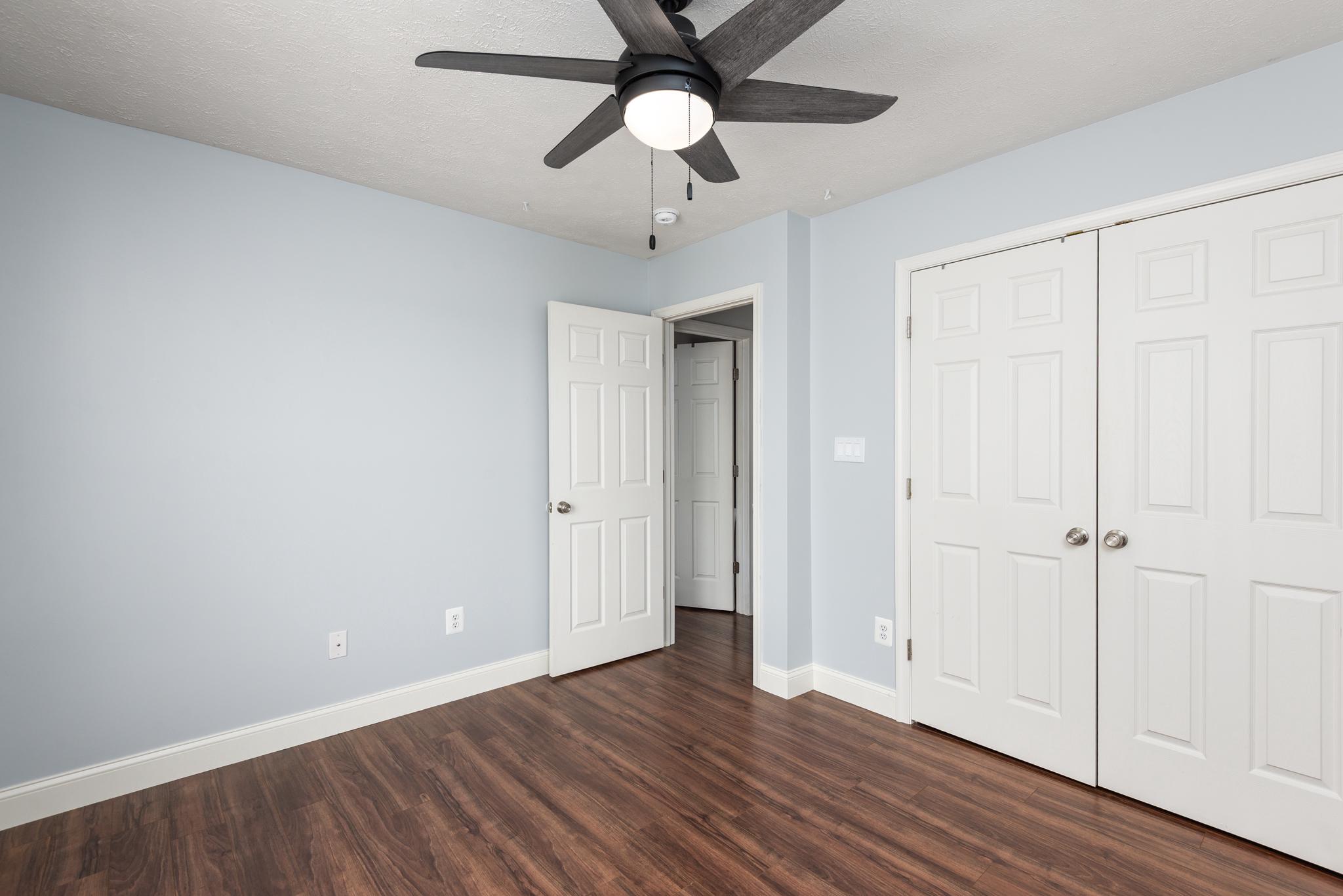 SAVANNAH OVERLOOK - Residential