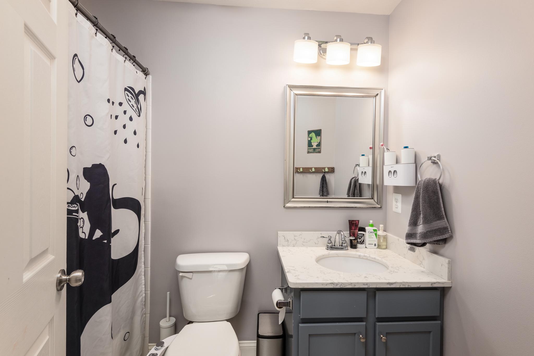 SAVANNAH OVERLOOK - Residential