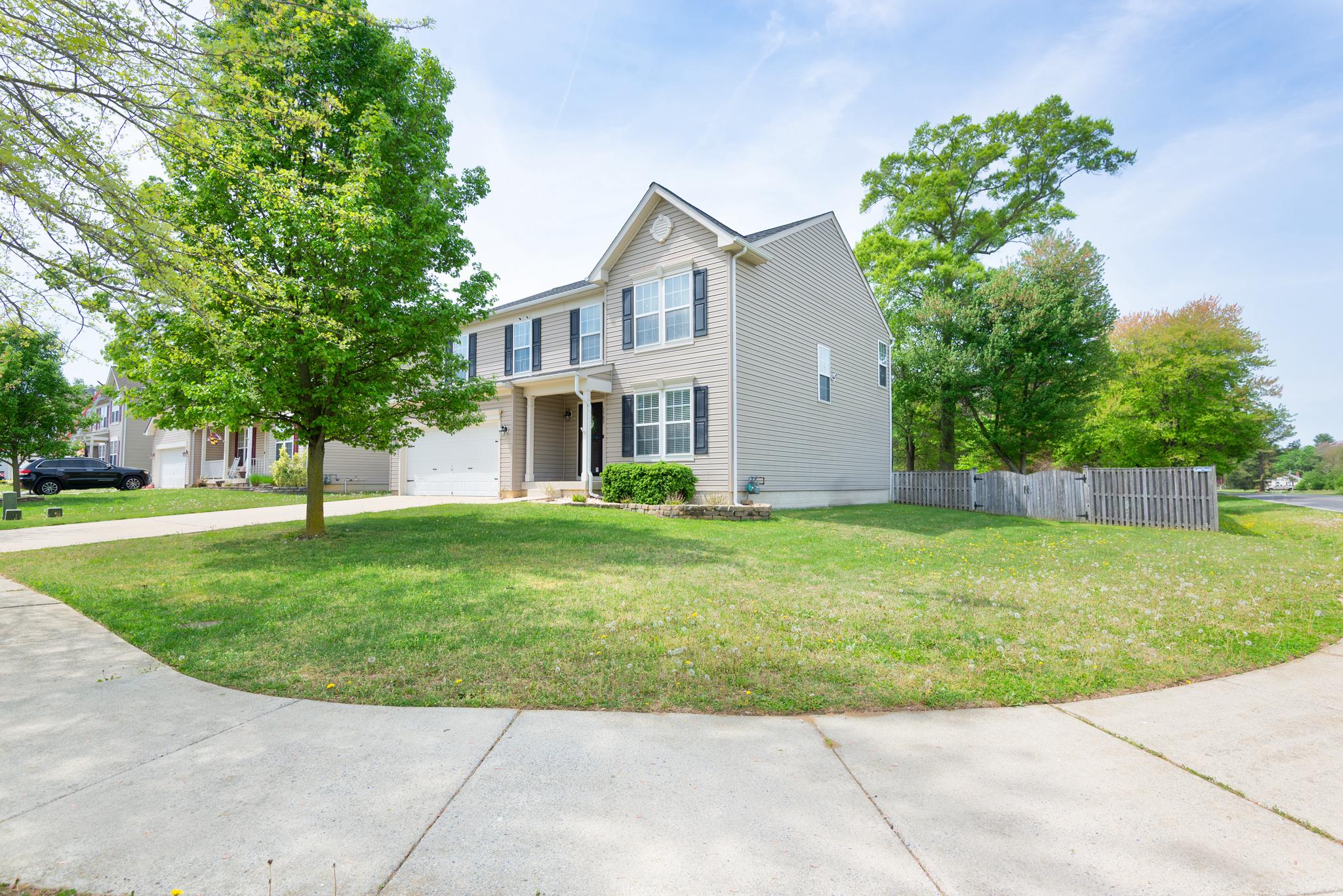SAVANNAH OVERLOOK - Residential