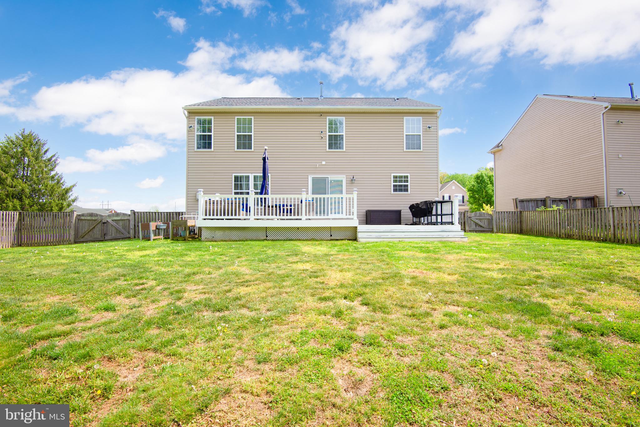 SAVANNAH OVERLOOK - Residential