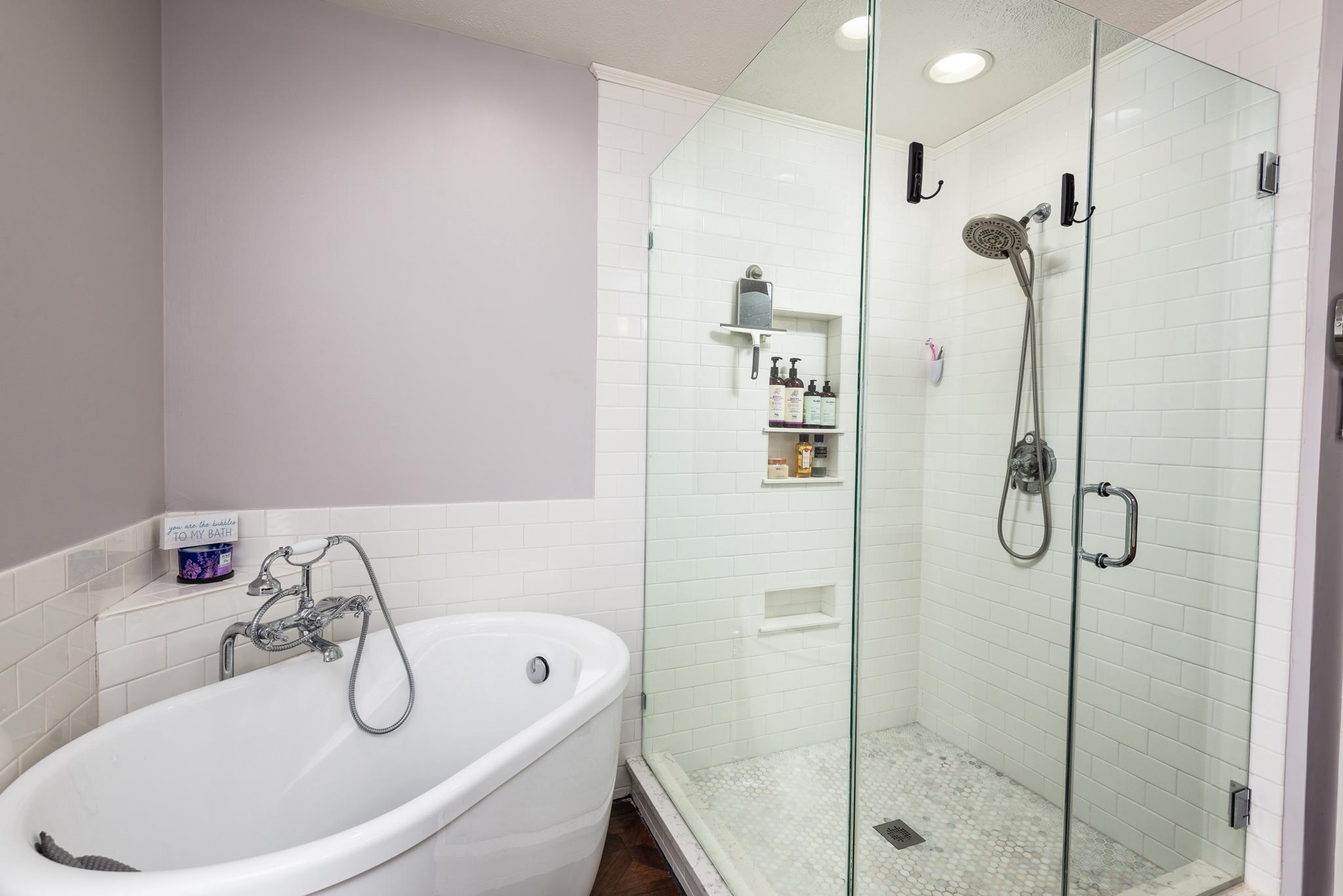 SAVANNAH OVERLOOK - Residential