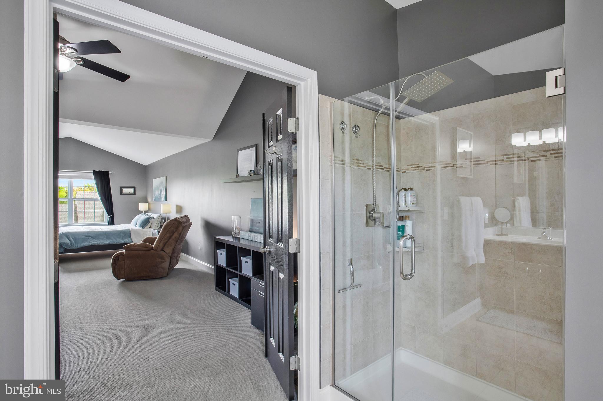 SAN FRANCISCO BY THE BAY - Residential