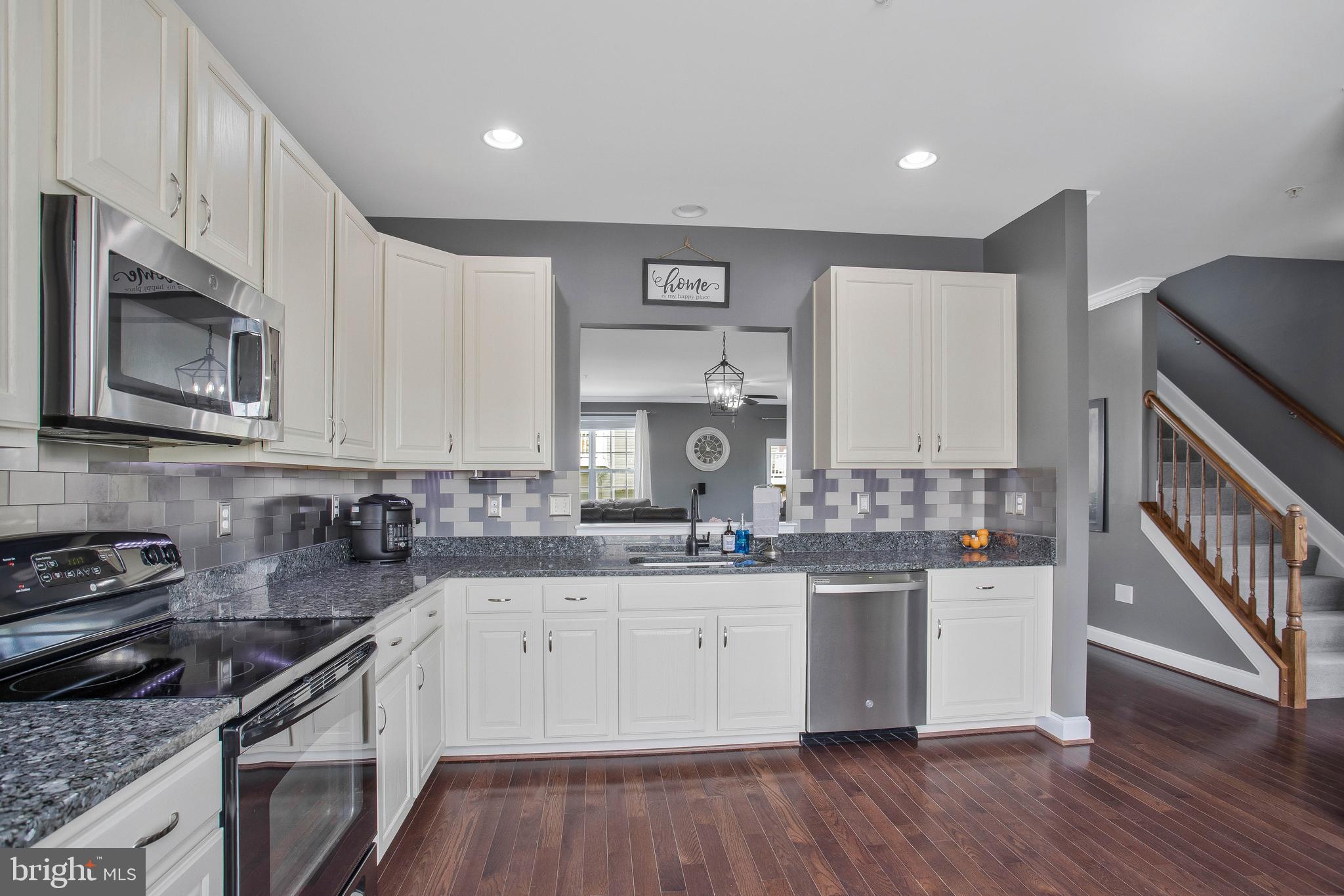 SAN FRANCISCO BY THE BAY - Residential