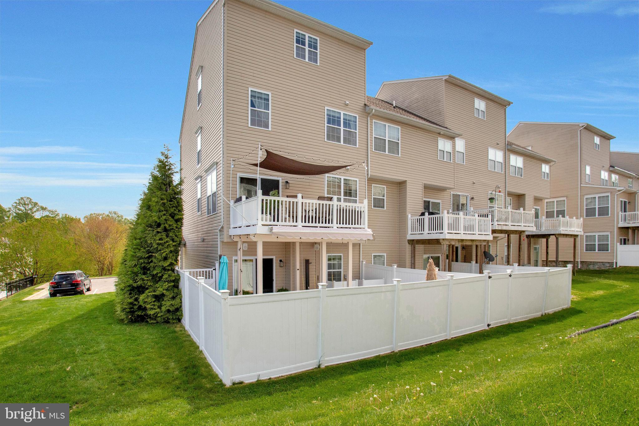 SAN FRANCISCO BY THE BAY - Residential