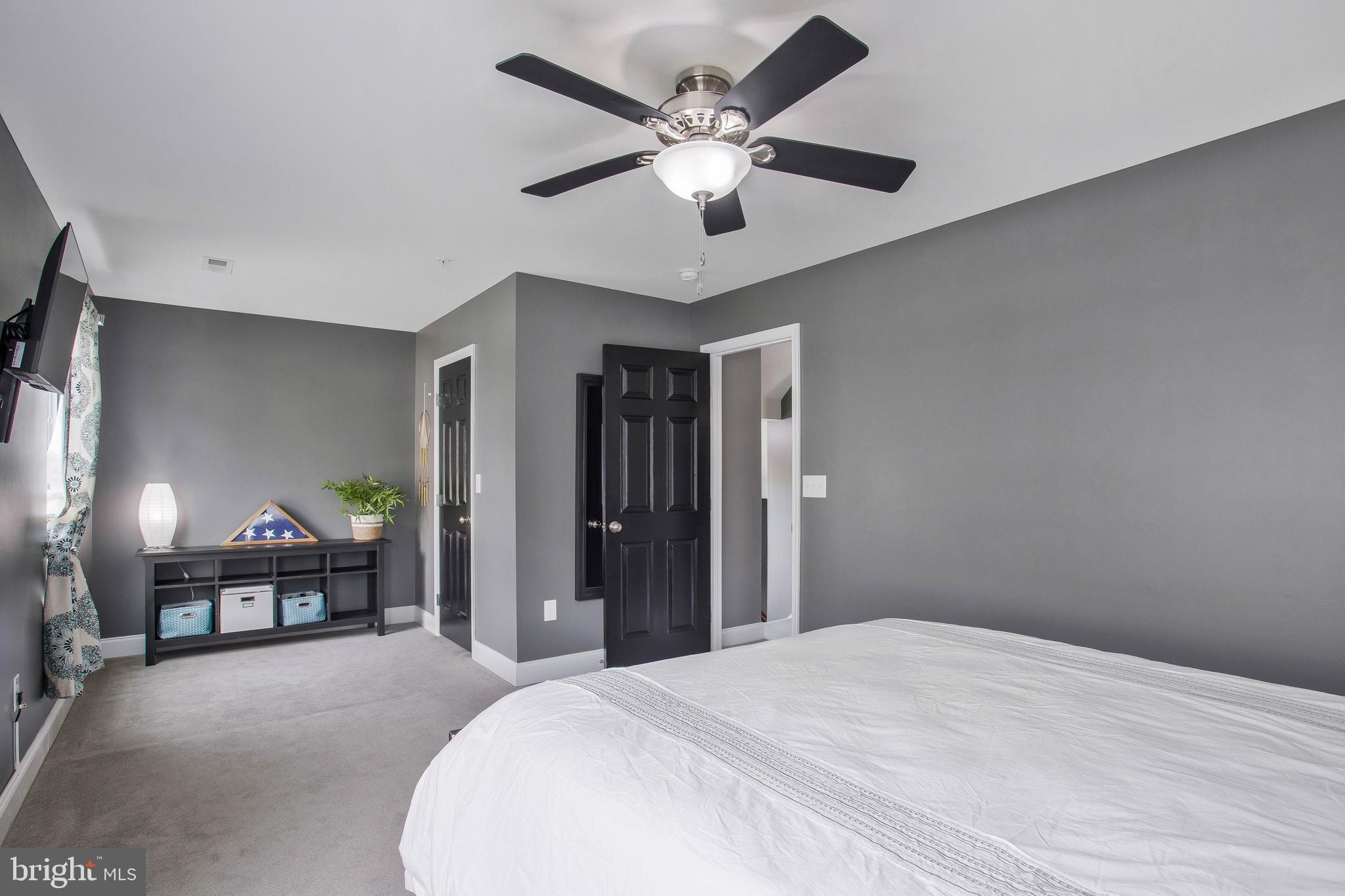 SAN FRANCISCO BY THE BAY - Residential