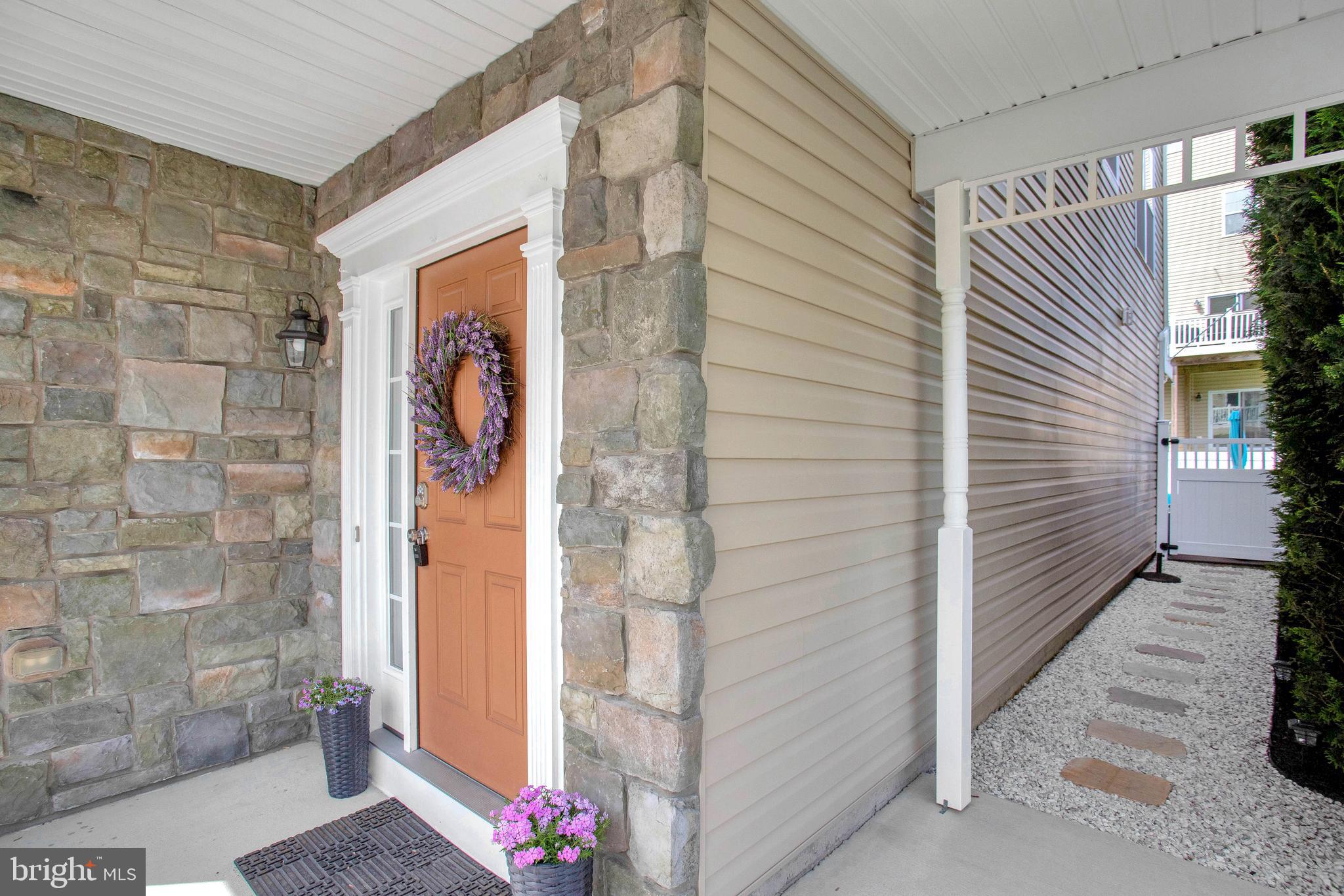 SAN FRANCISCO BY THE BAY - Residential