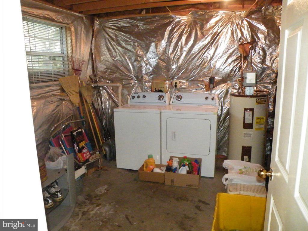 ADDISON WOODS PLAT 1 - Residential