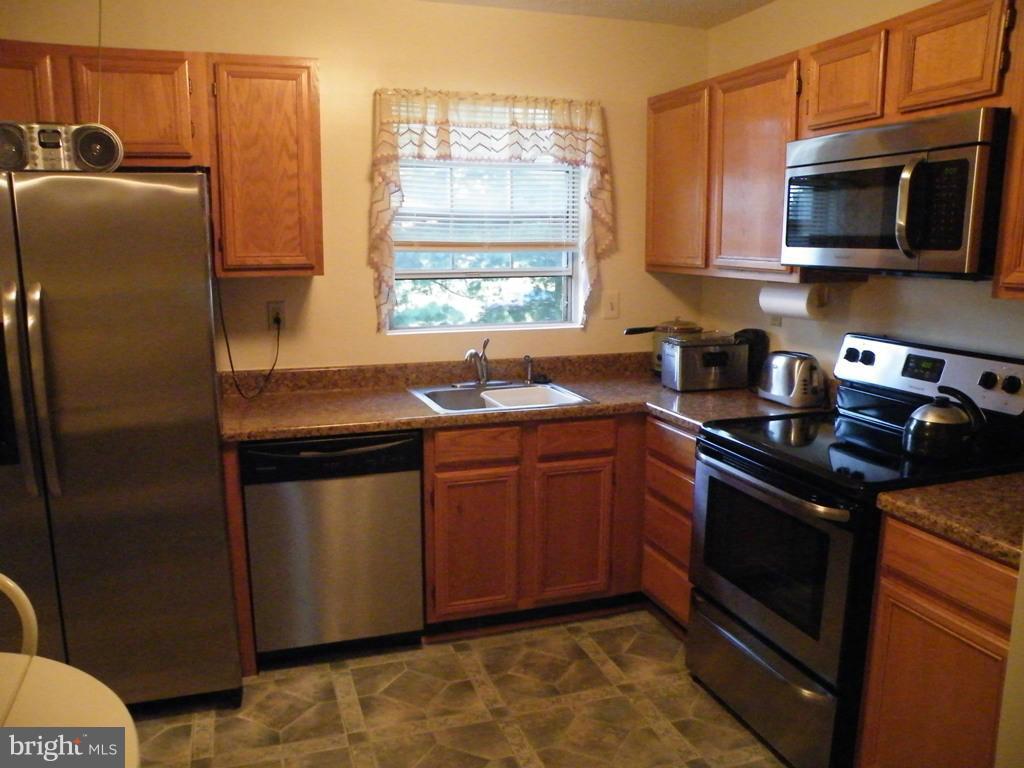 ADDISON WOODS PLAT 1 - Residential