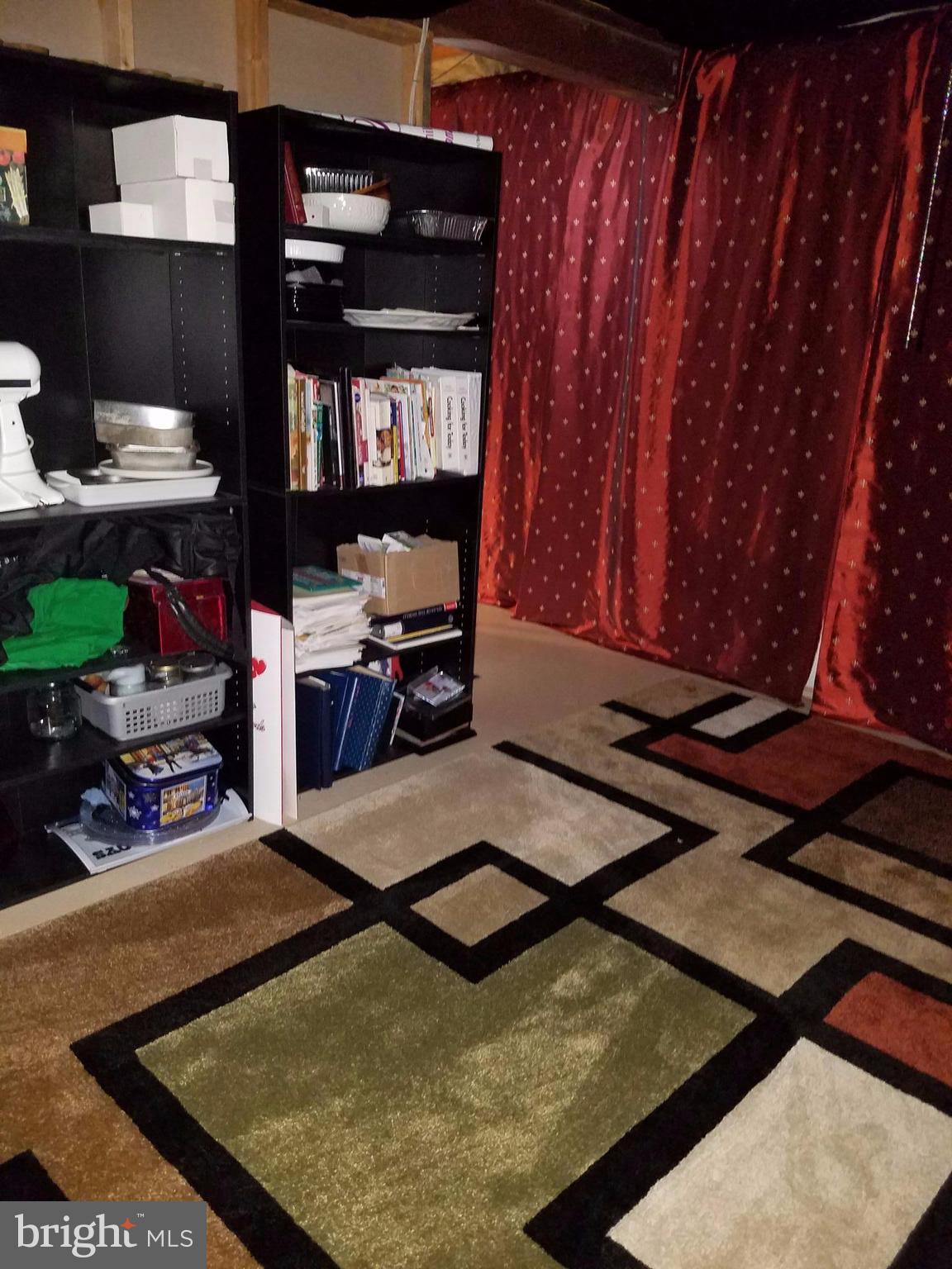 WOODSTREAM - Residential Lease