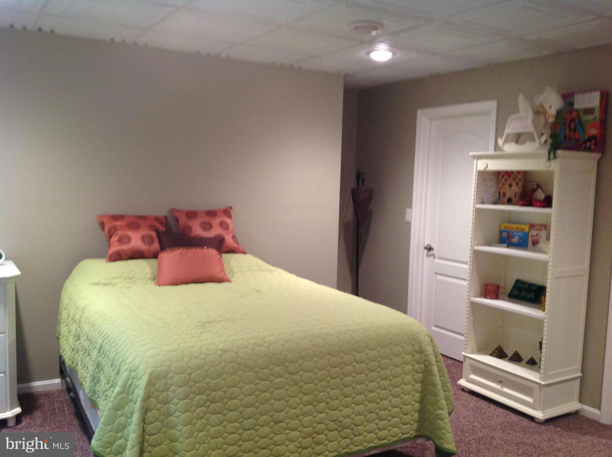 SHELWICK SUB - Residential