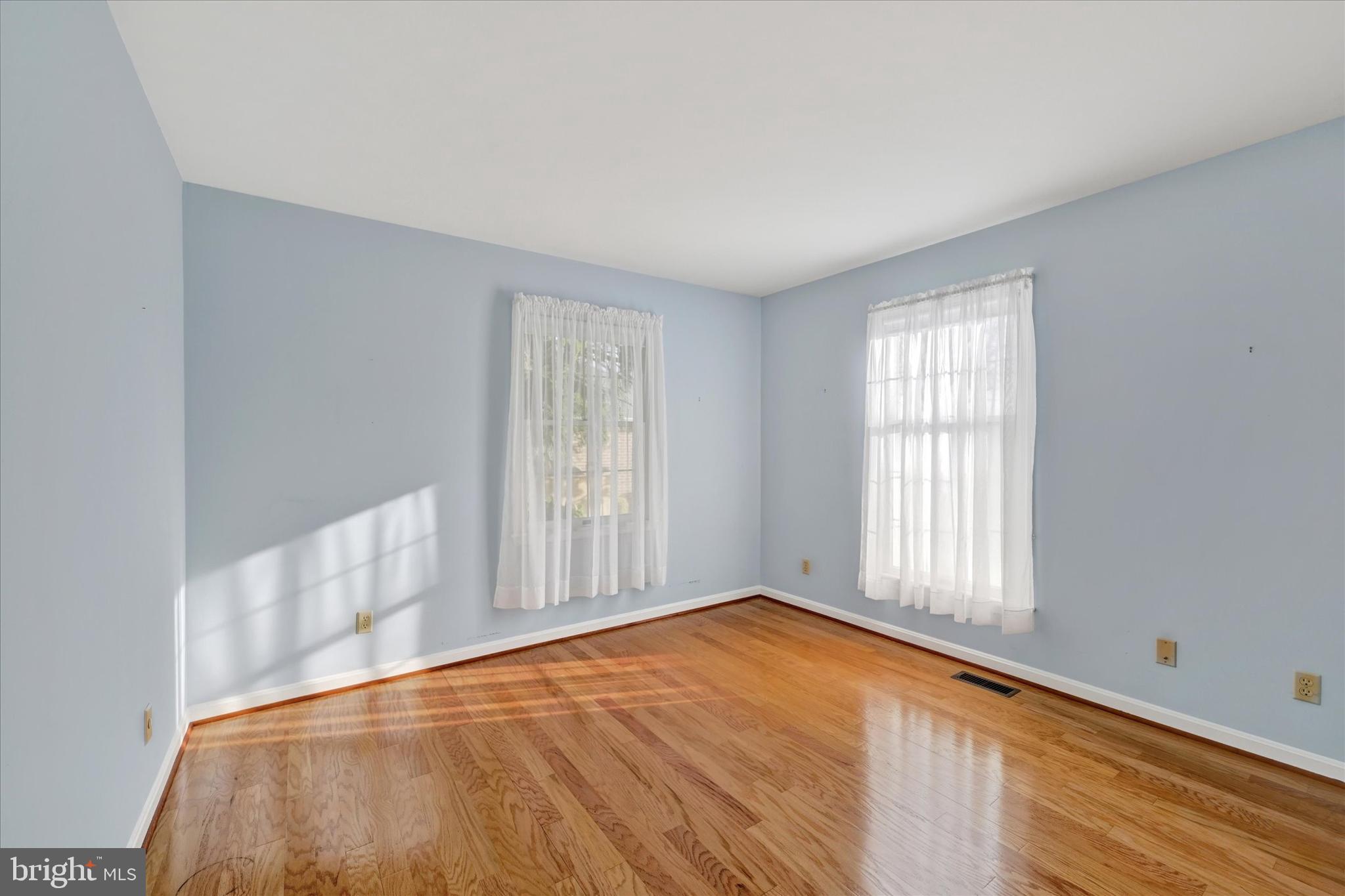 HAMPSTEAD HEIGHTS - Residential