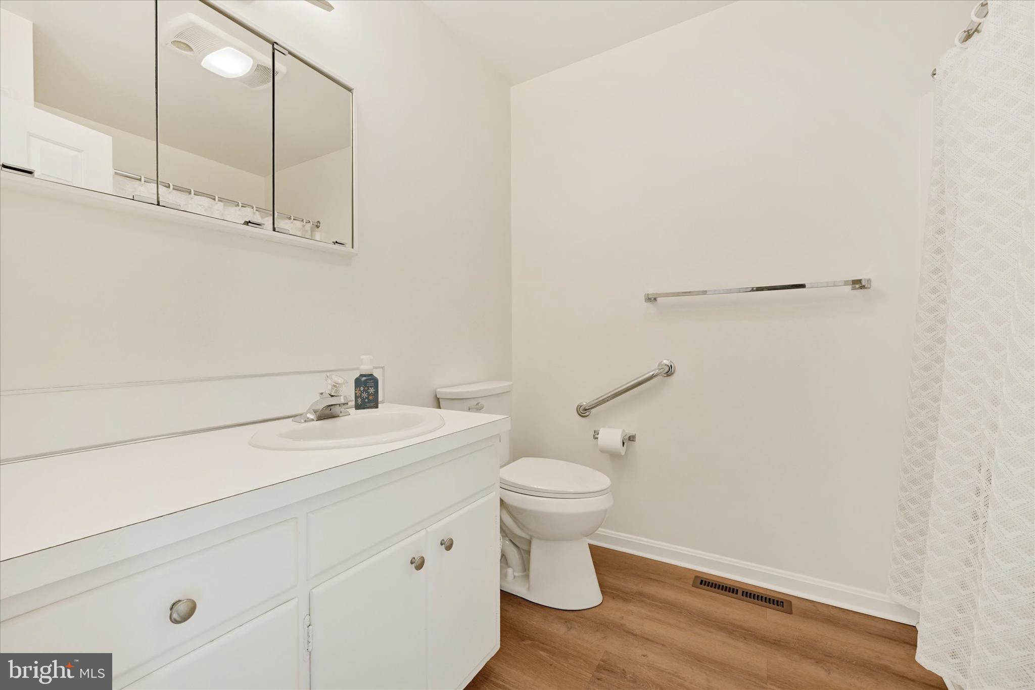 HAMPSTEAD HEIGHTS - Residential