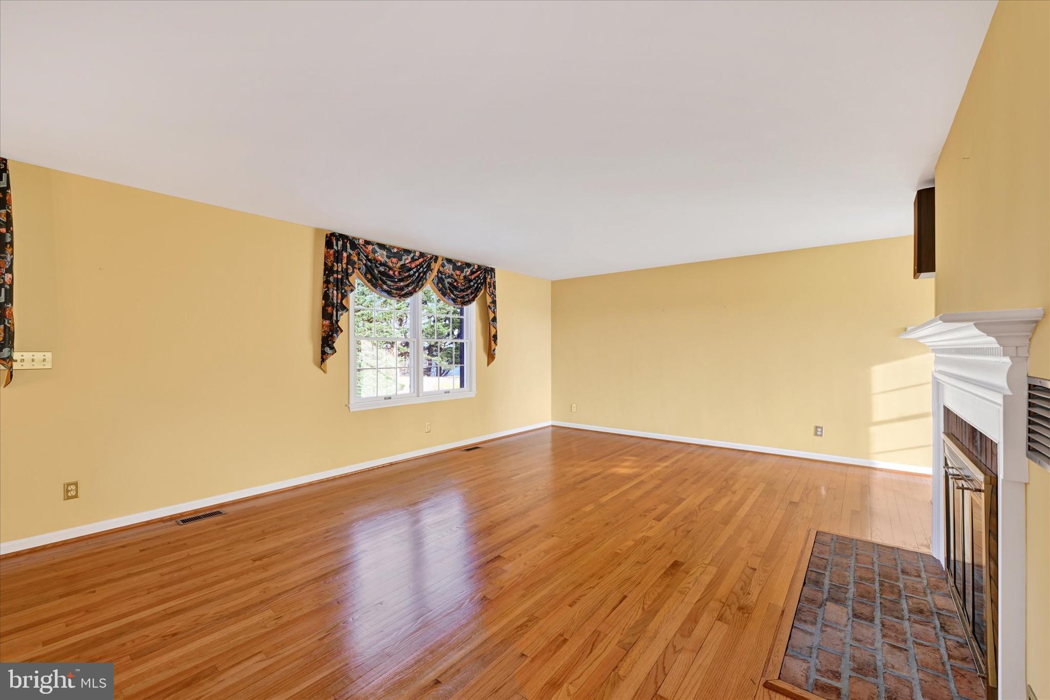 HAMPSTEAD HEIGHTS - Residential