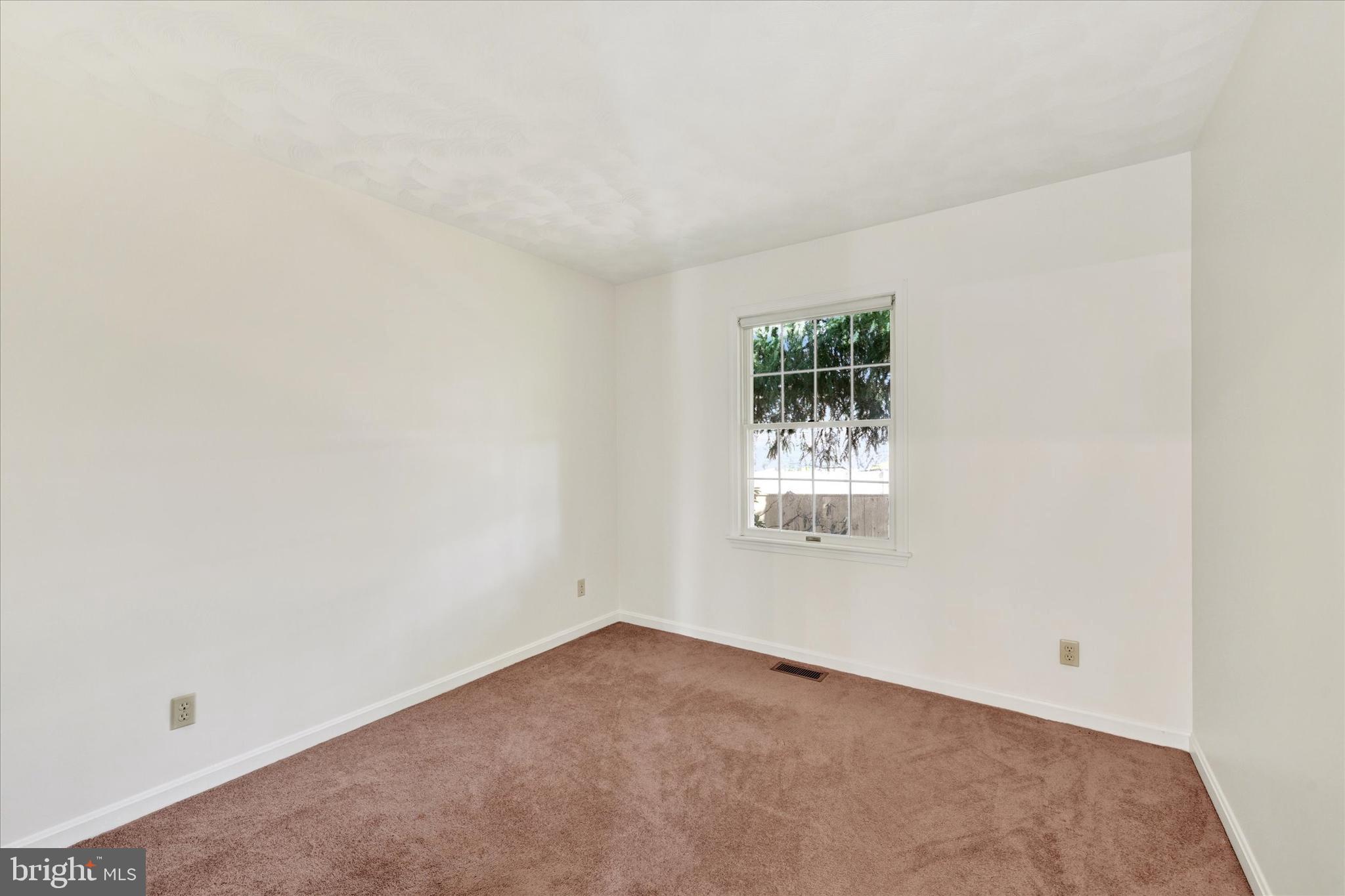 HAMPSTEAD HEIGHTS - Residential